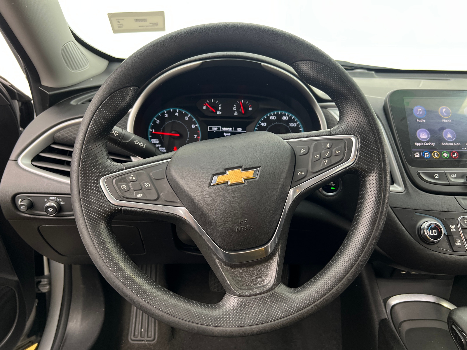 Thumbnail: 2022 Chevrolet Malibu - 5