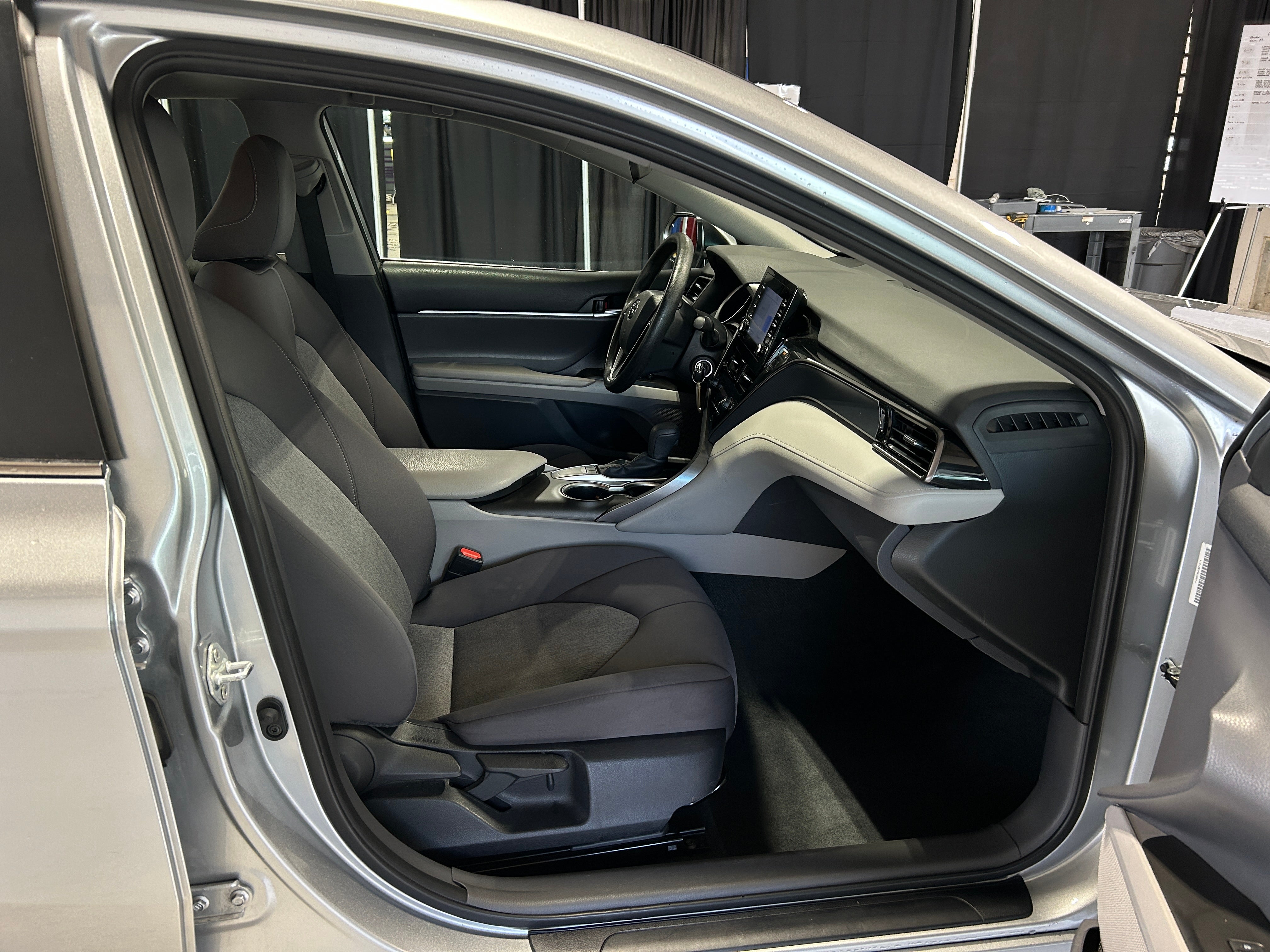 2023 Toyota Camry LE 2