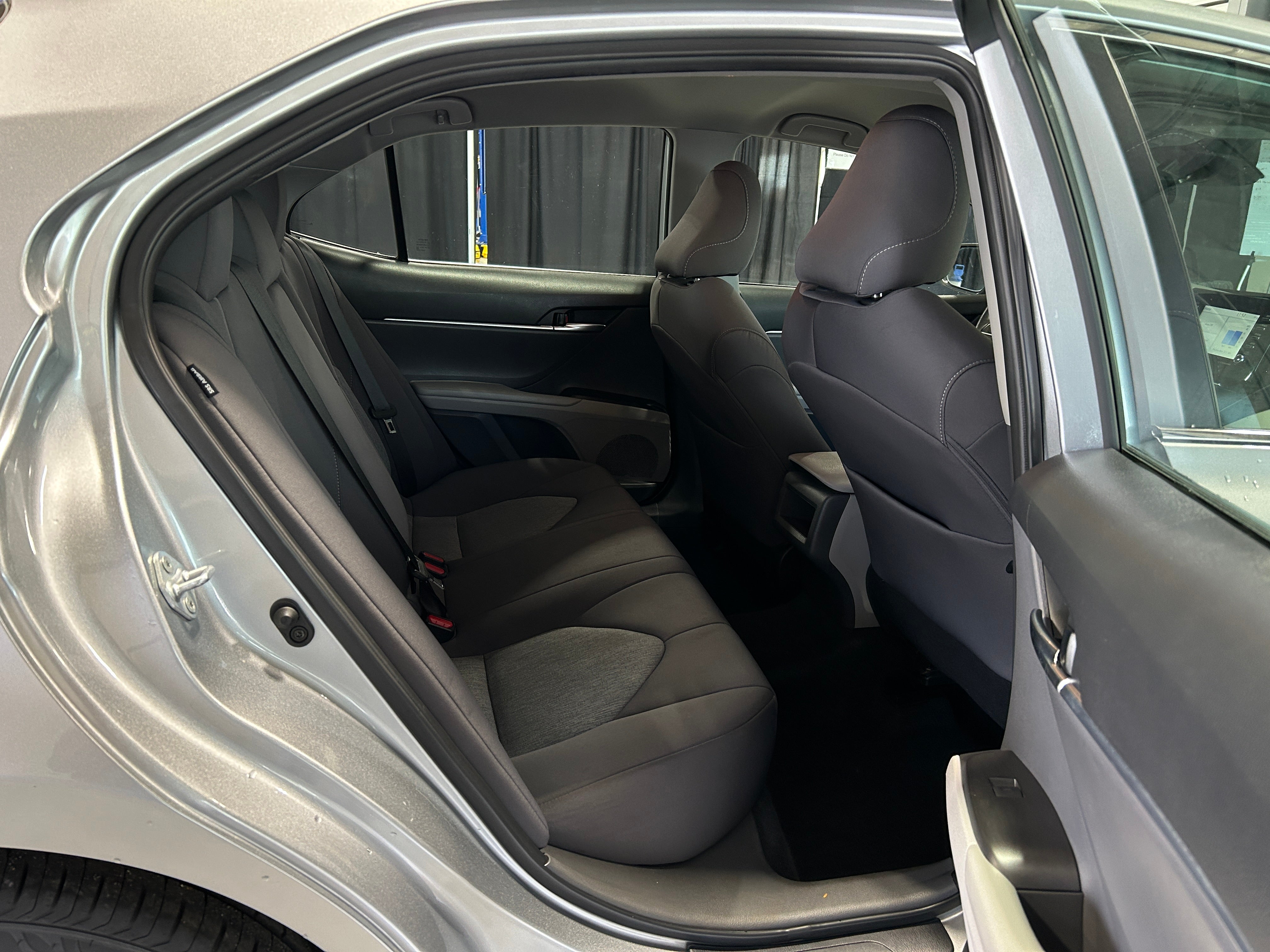 2023 Toyota Camry LE 6