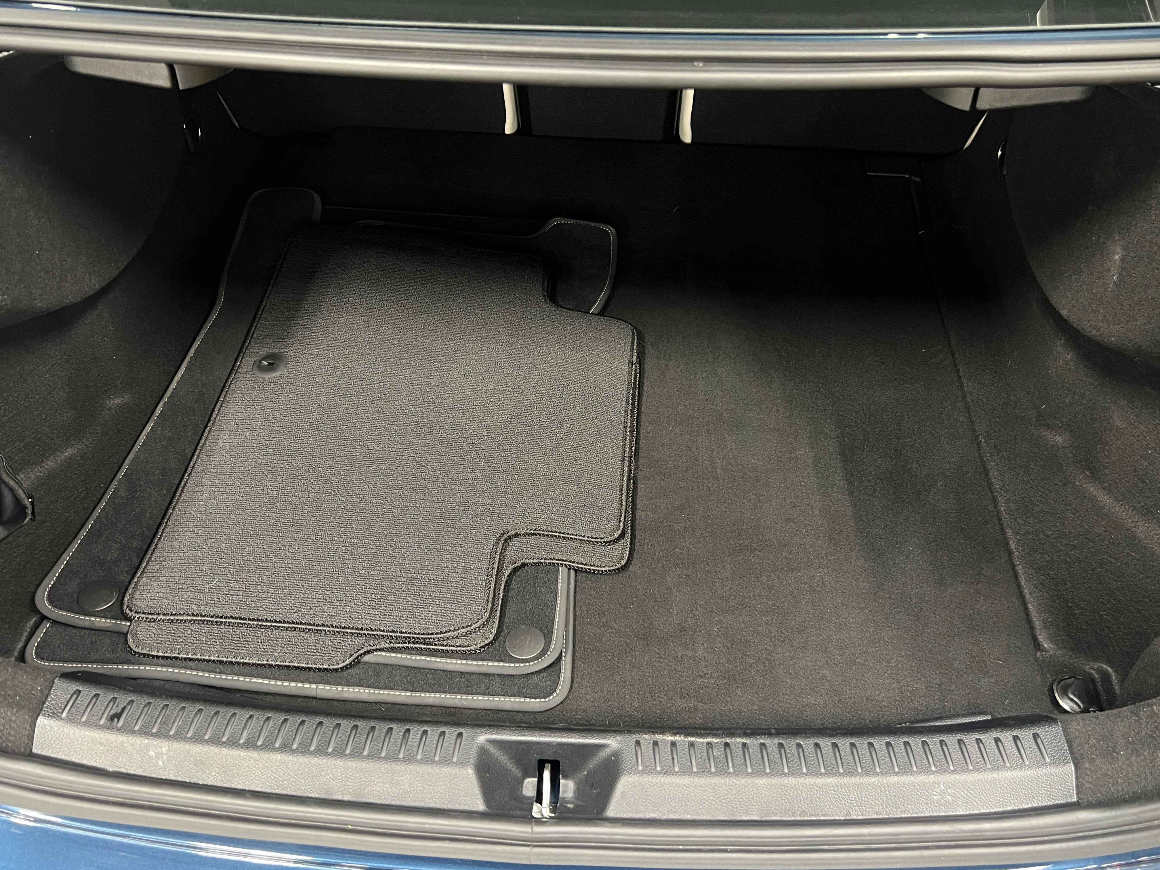 2020 Mercedes-Benz A-Class A 220 4MATIC 6