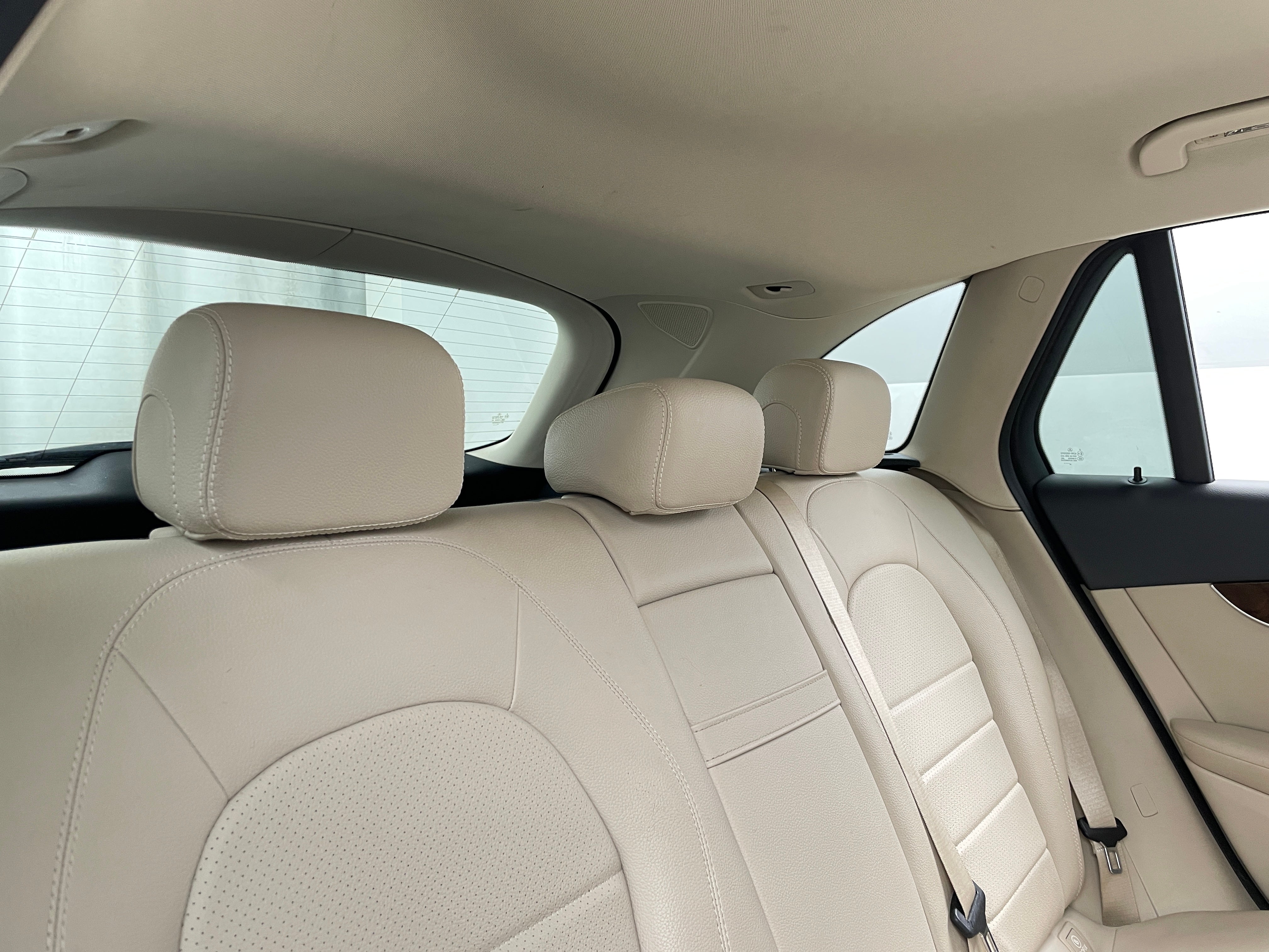 2019 Mercedes-Benz GLC 300 5