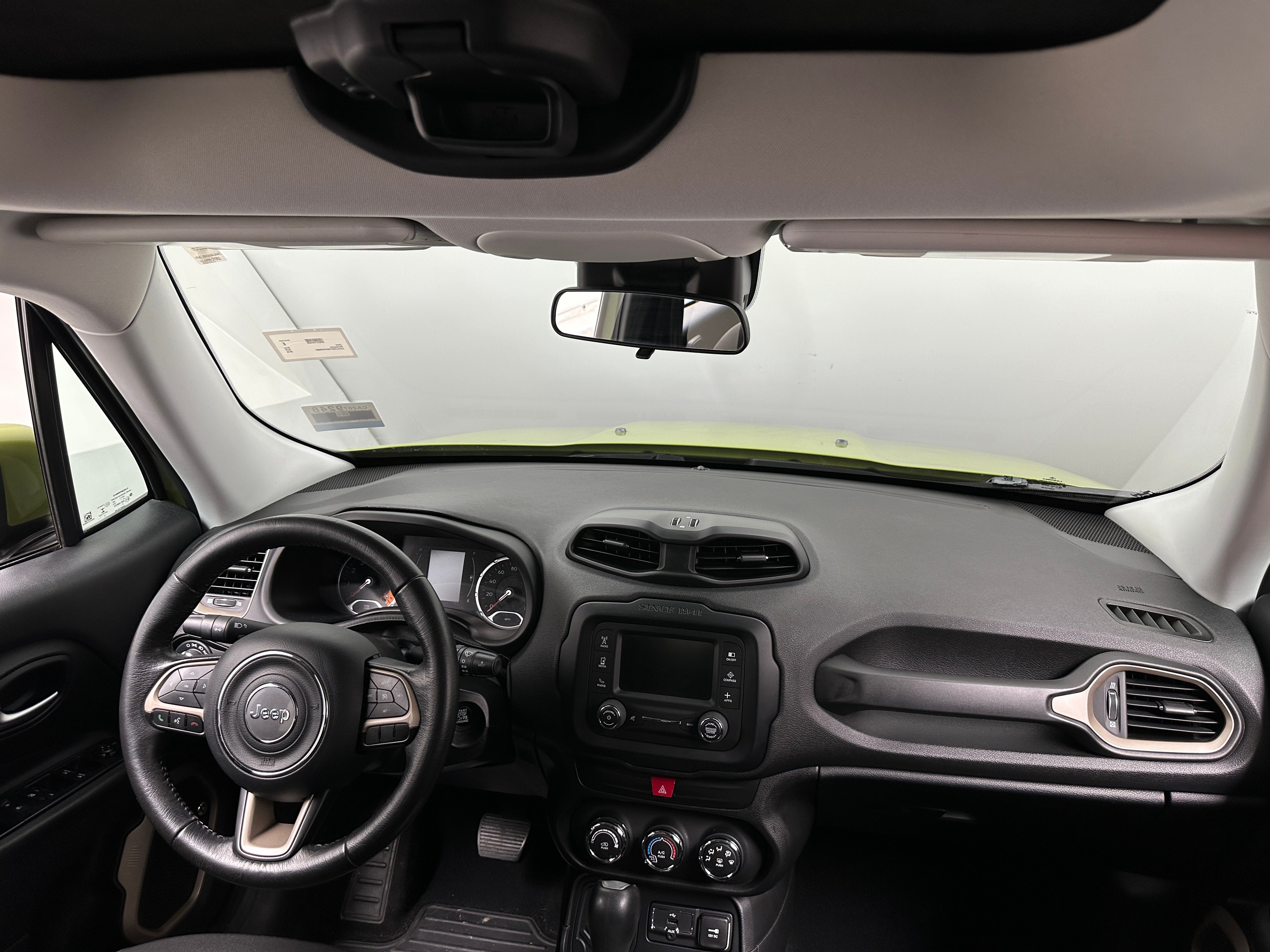 2016 Jeep Renegade 75th Anniversary Edition 3