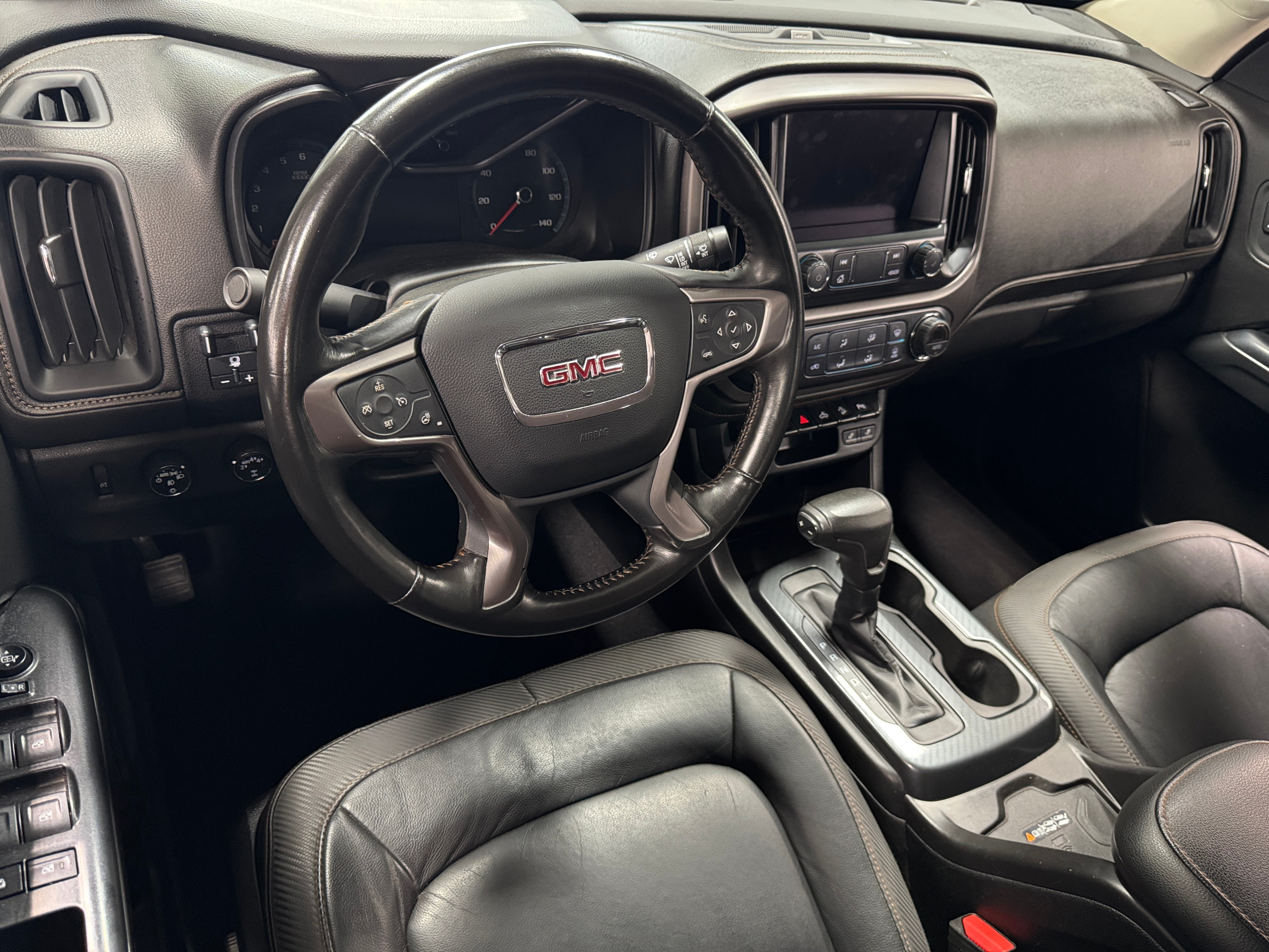 2021 GMC Canyon AT4 2