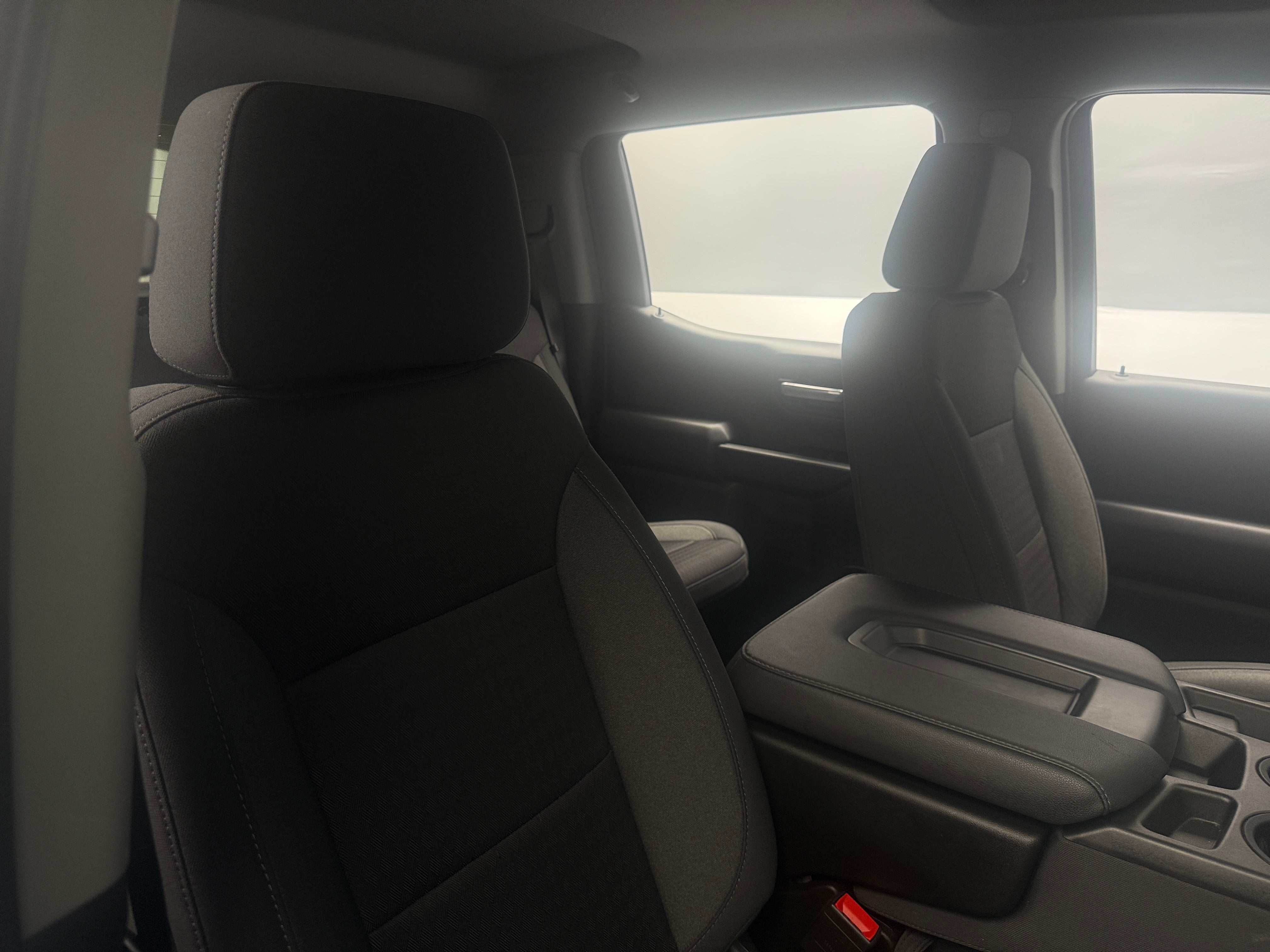 2022 Chevrolet Silverado 1500 Custom 2