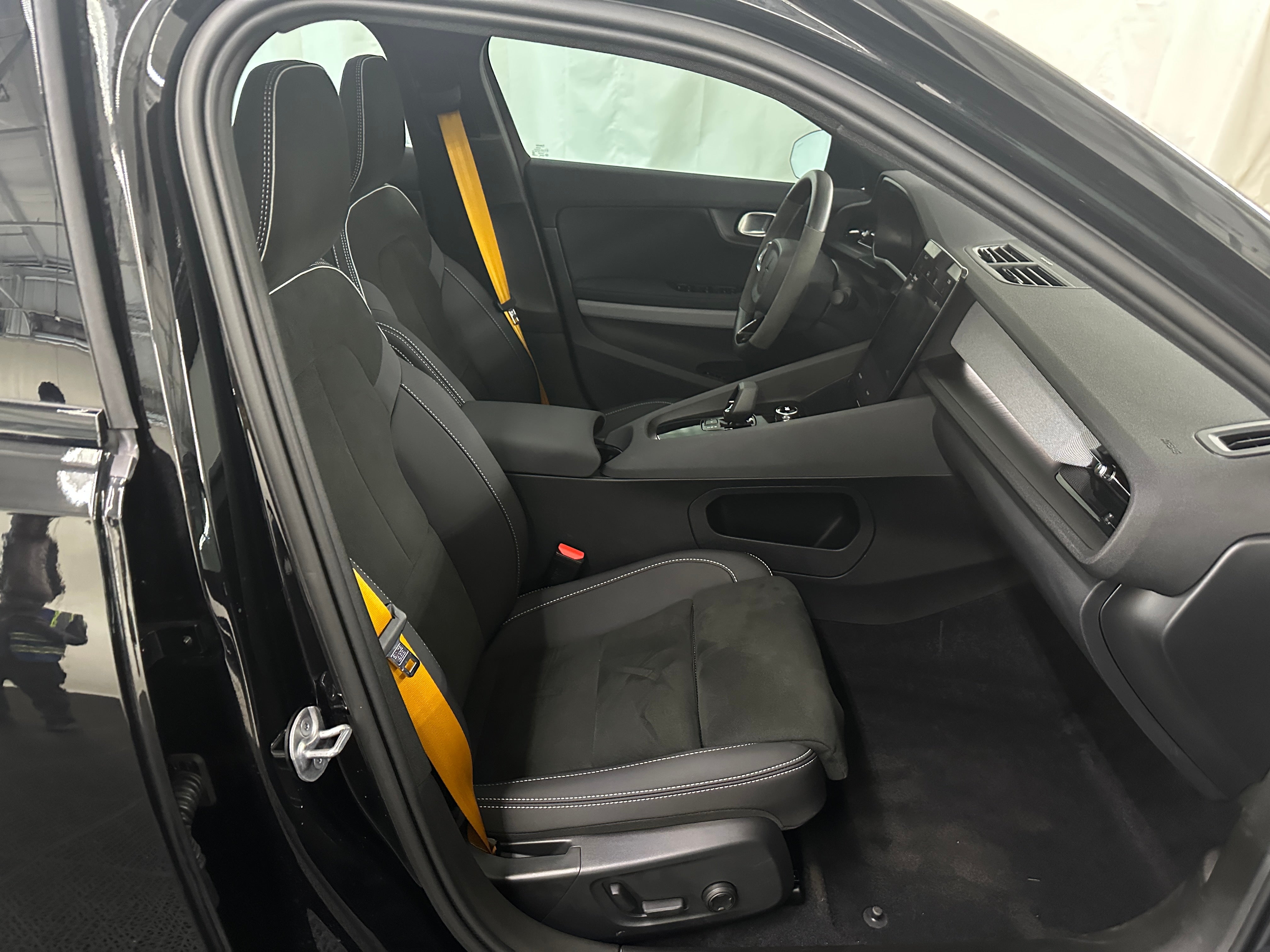 2023 Polestar 2  2