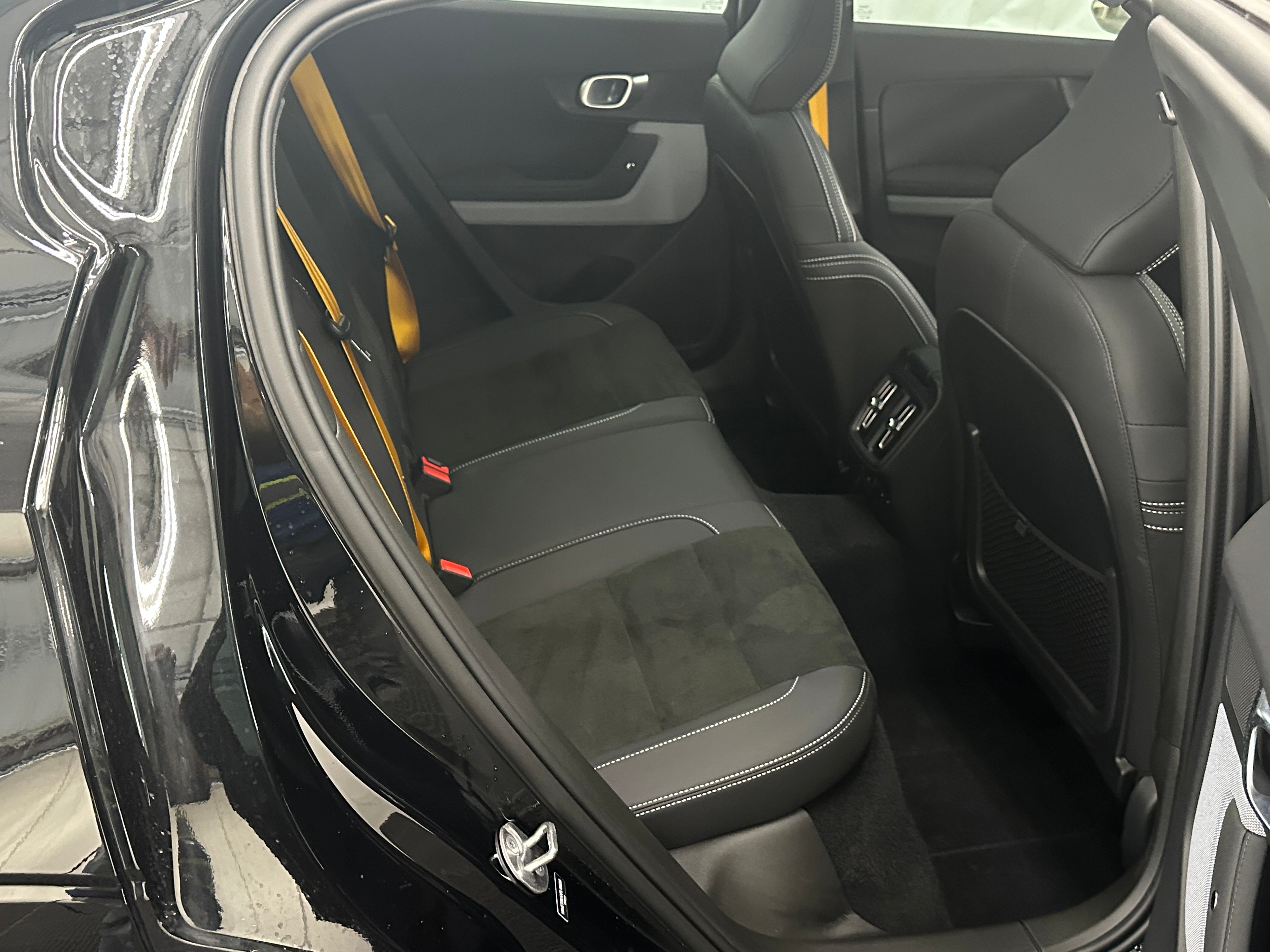 2023 Polestar 2  6