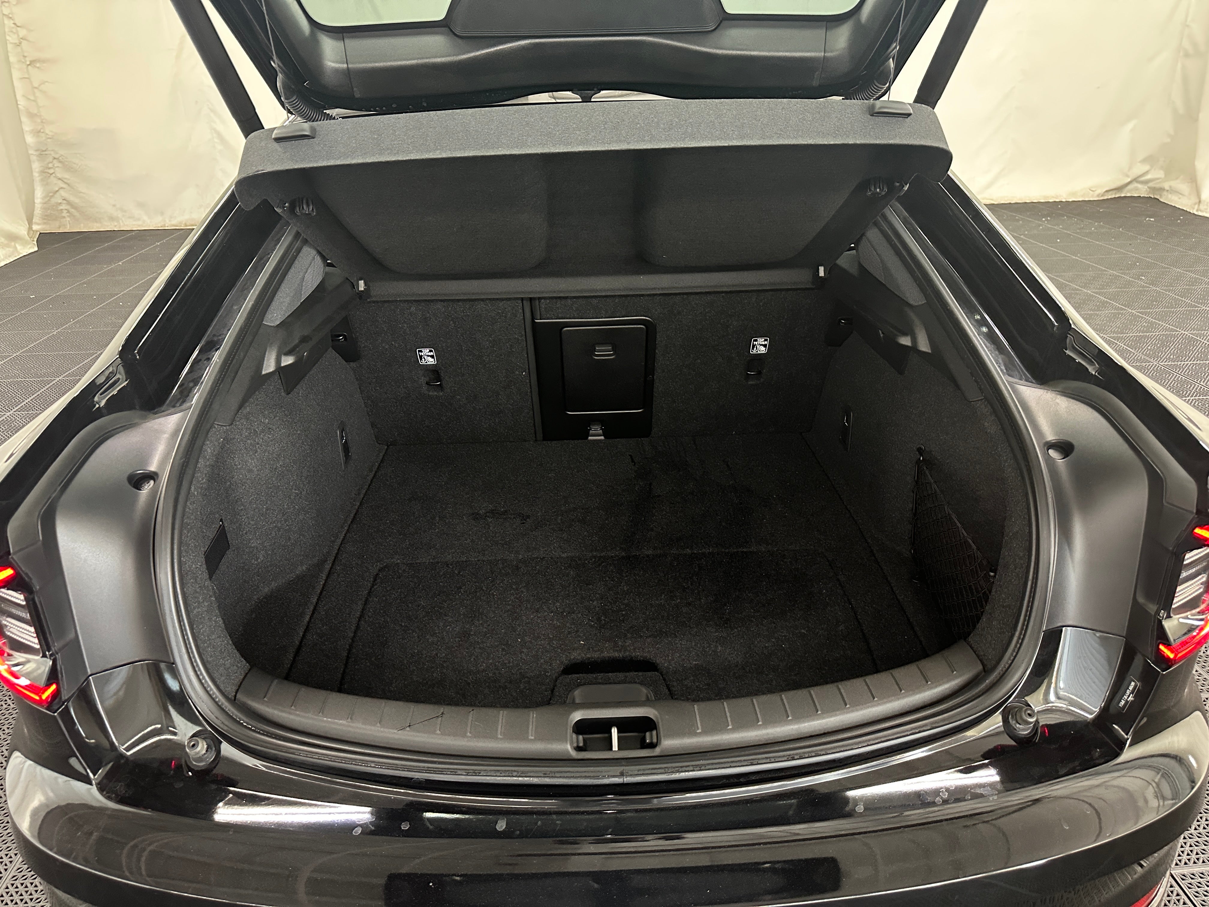 2023 Polestar 2  7