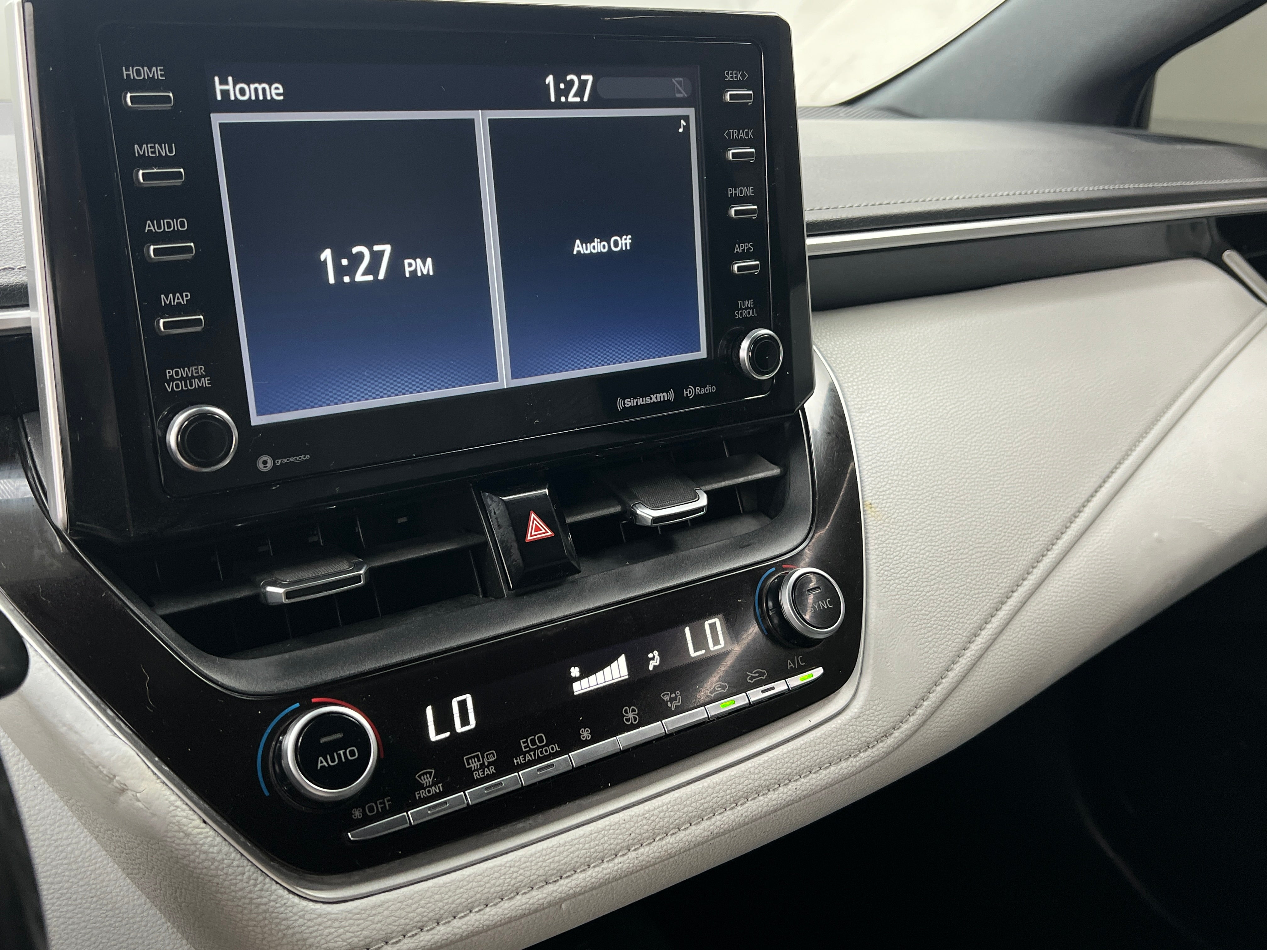 2019 Toyota Corolla XSE 3