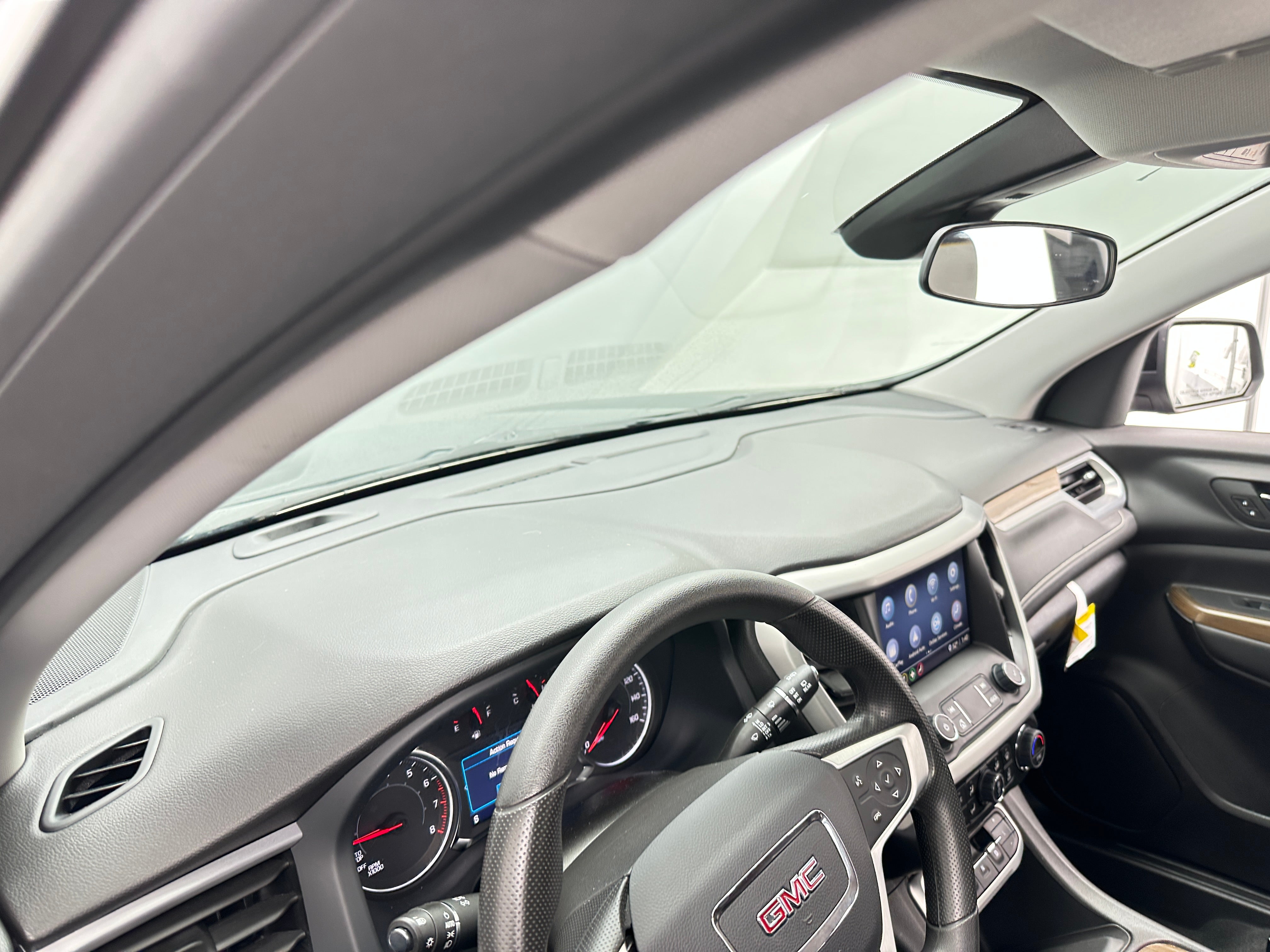 2023 GMC Acadia SLE 3