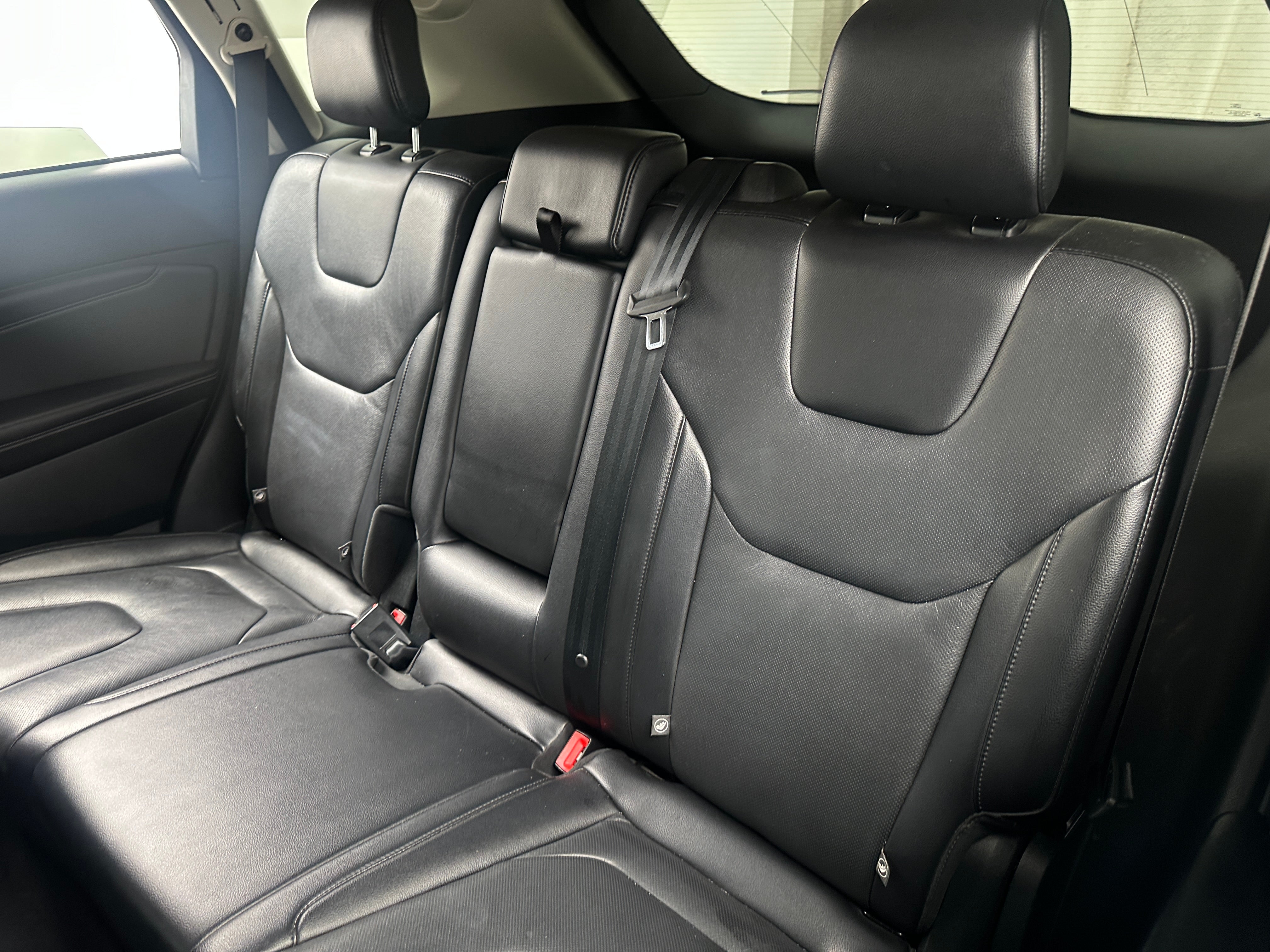 2022 Ford Edge Titanium 5