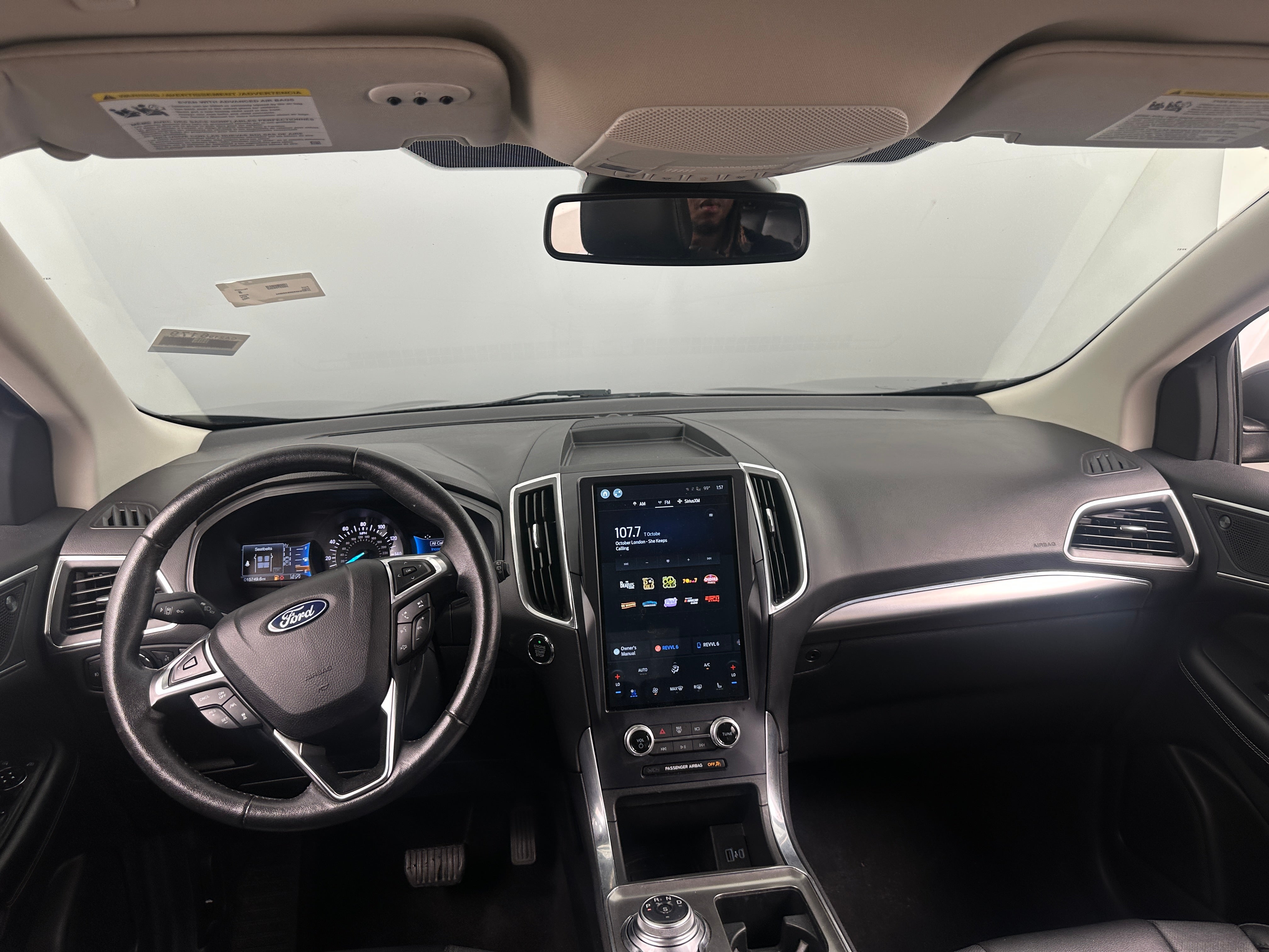 2022 Ford Edge Titanium 2