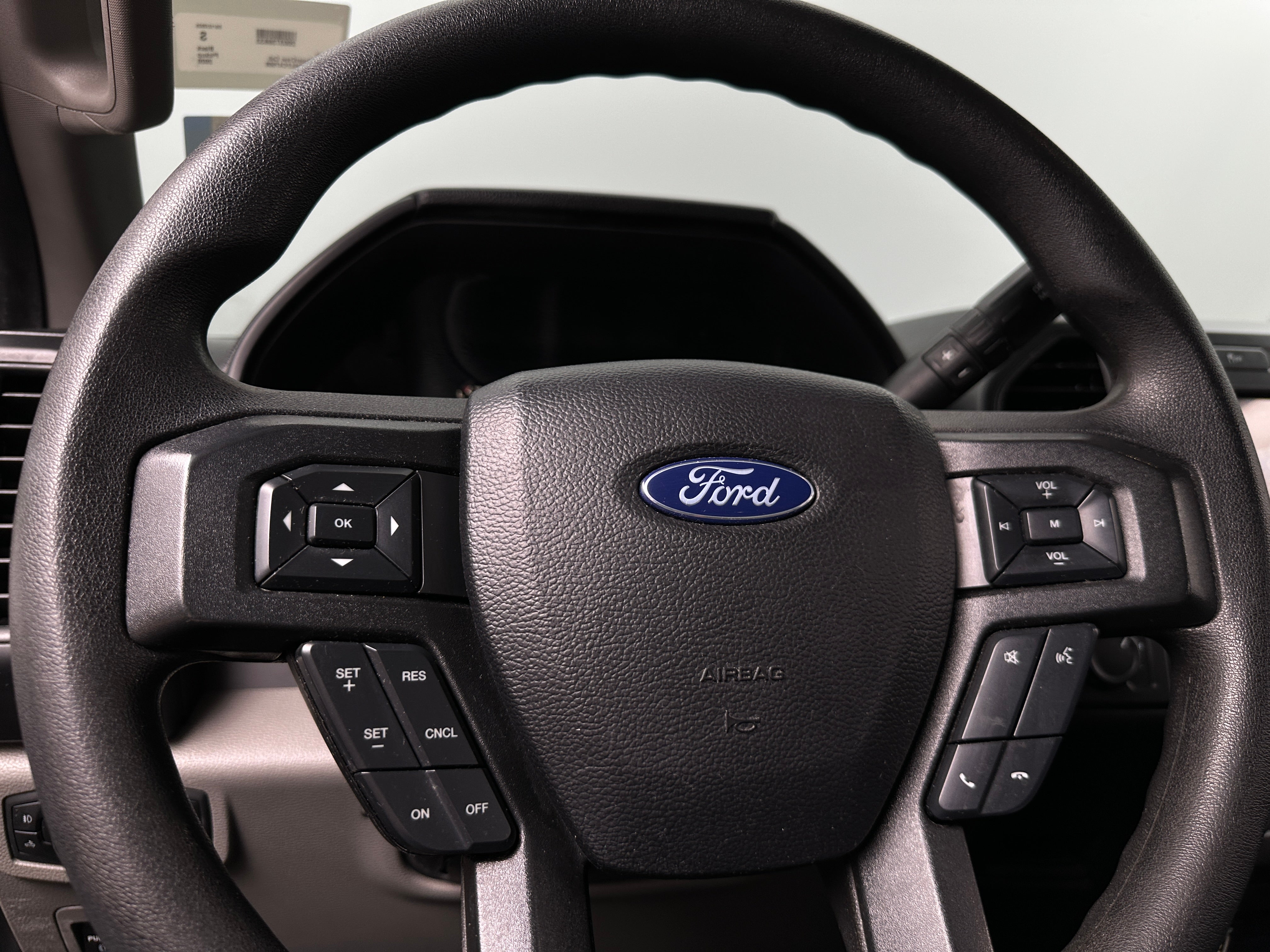 2020 Ford Econoline E-150 5