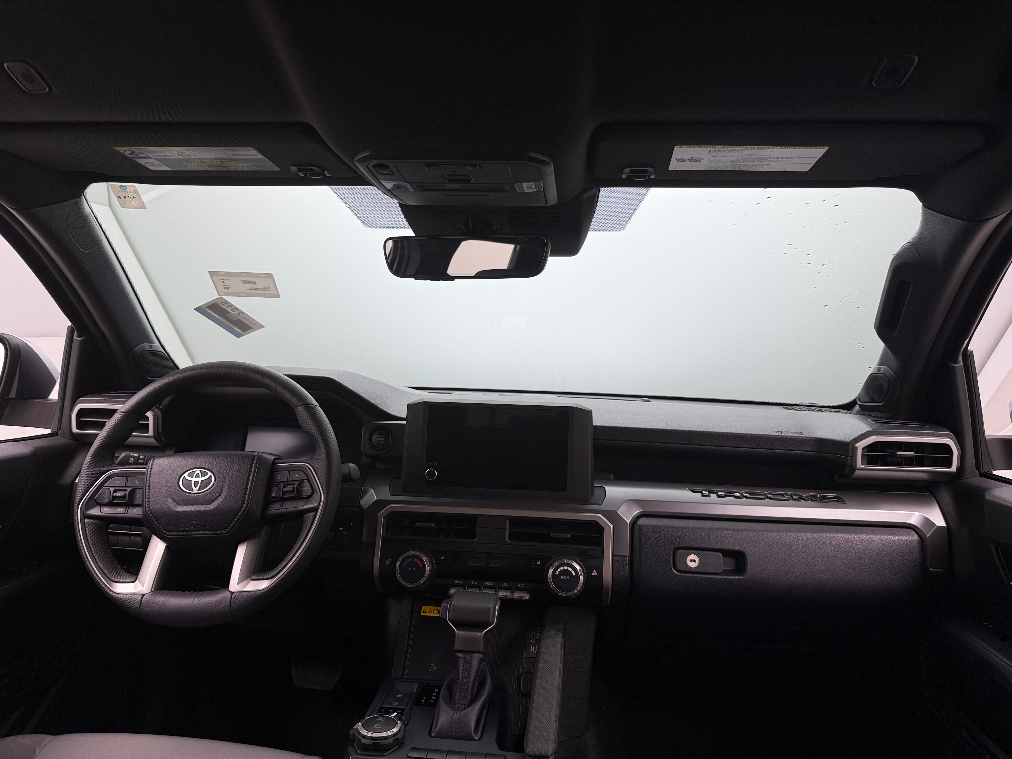 2024 Toyota Tacoma SR5 3