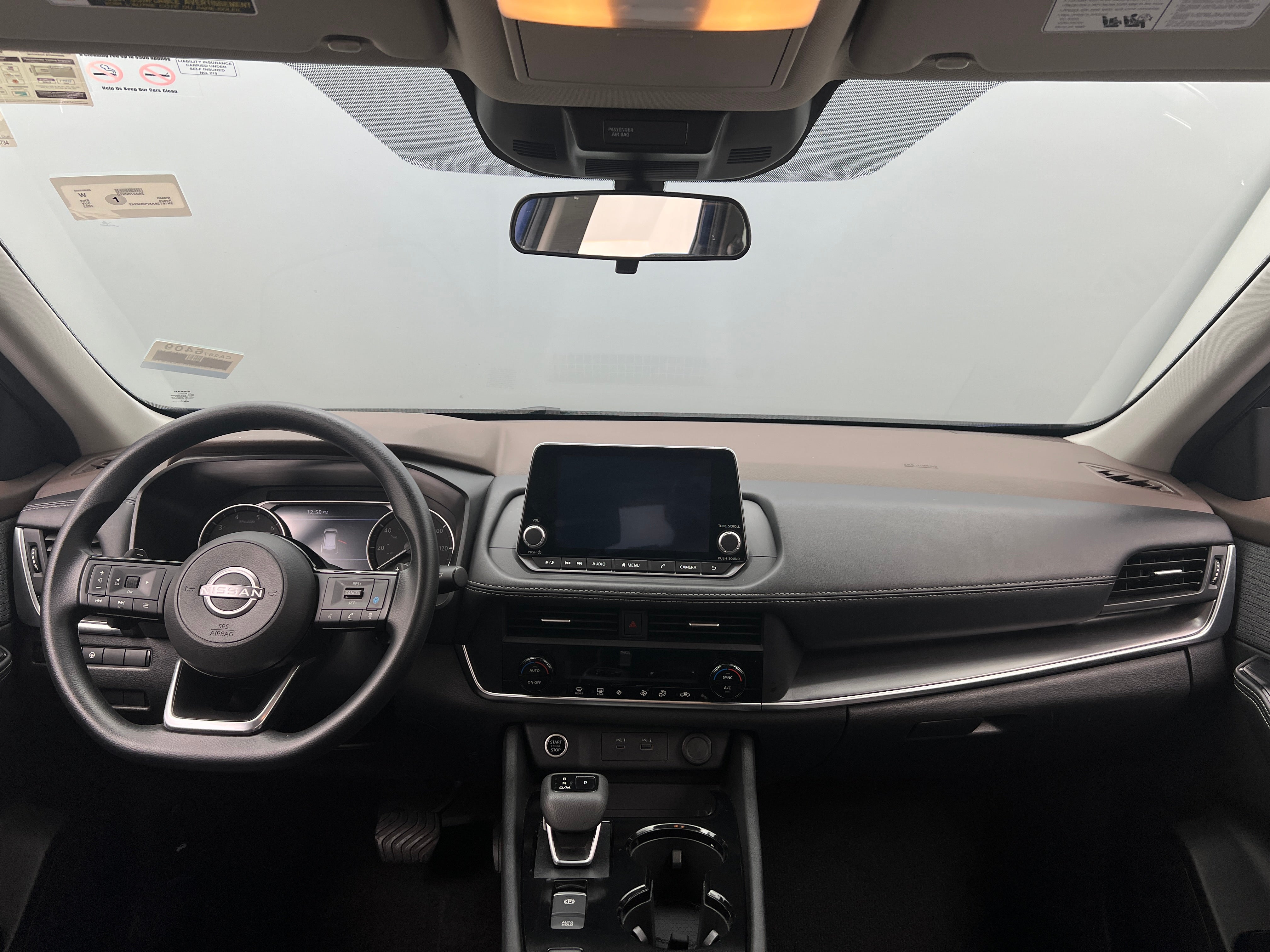 2023 Nissan Rogue SV 3