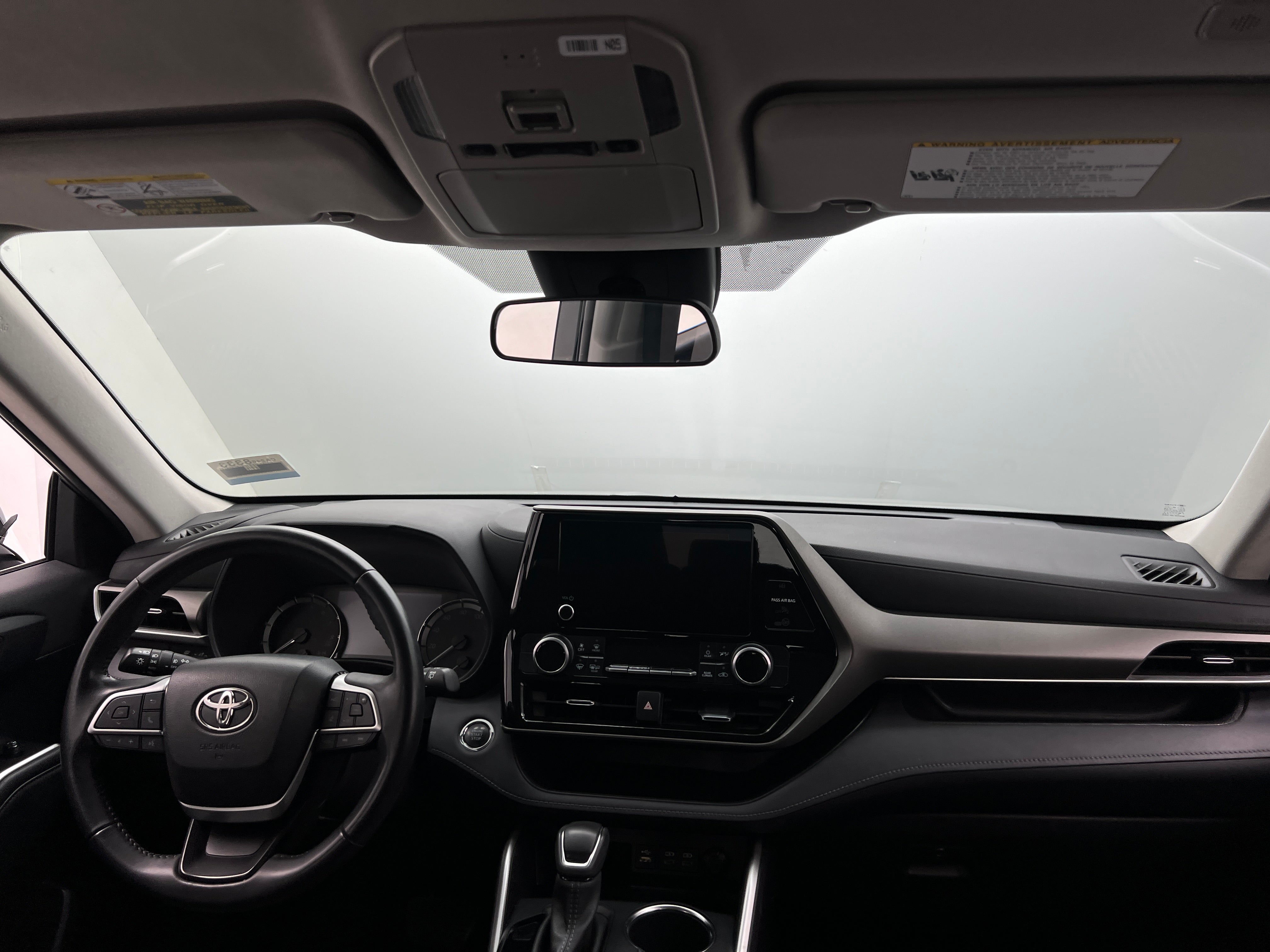 2023 Toyota Highlander LE 3