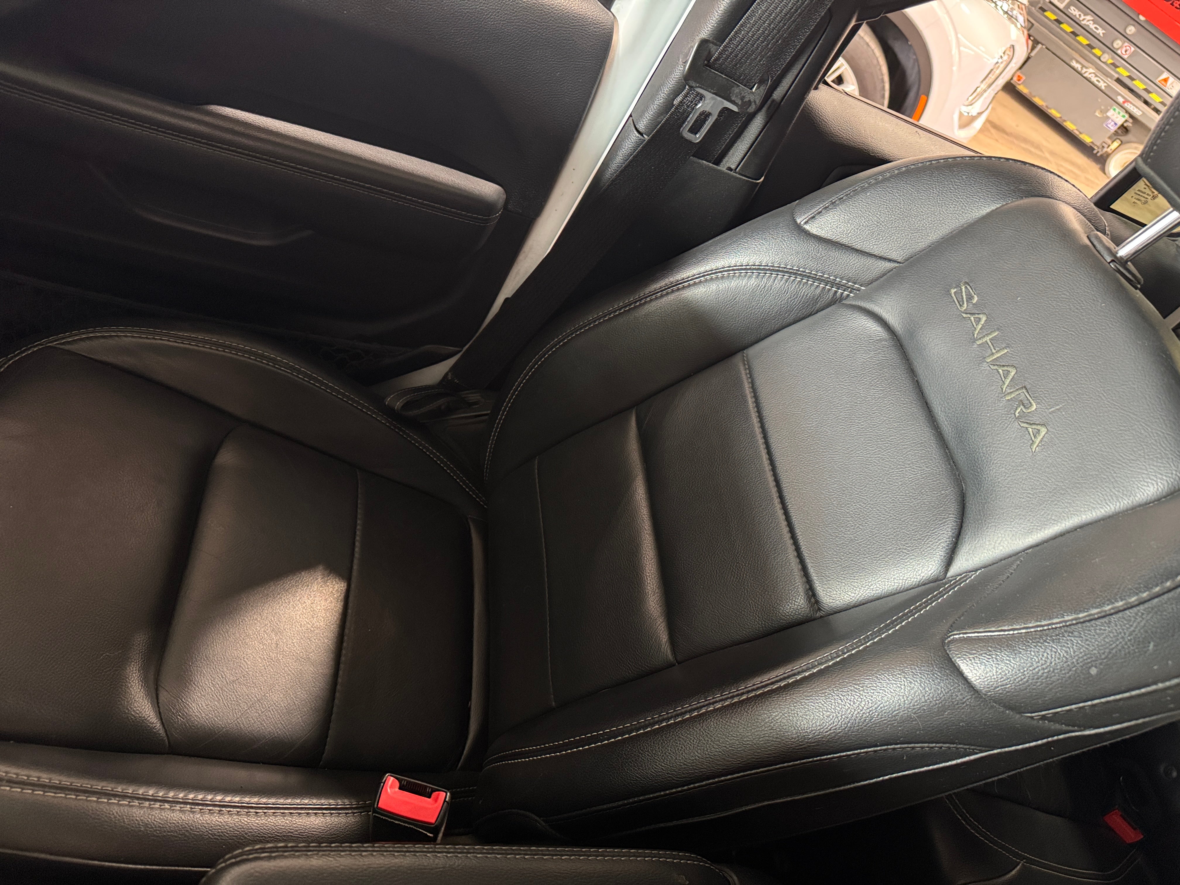 2018 Jeep Wrangler Unlimited Sahara 2