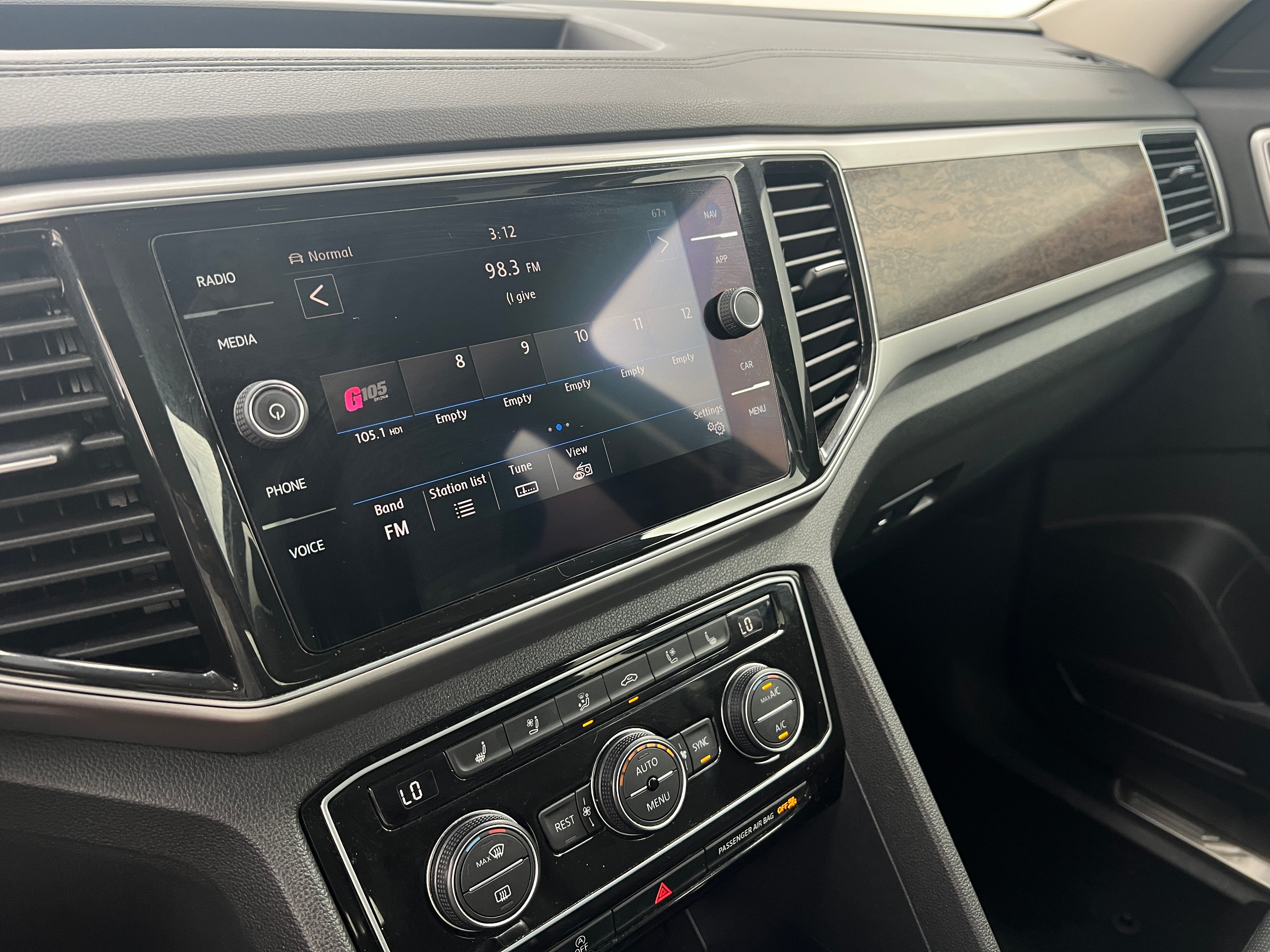 2019 Volkswagen Atlas SEL 3
