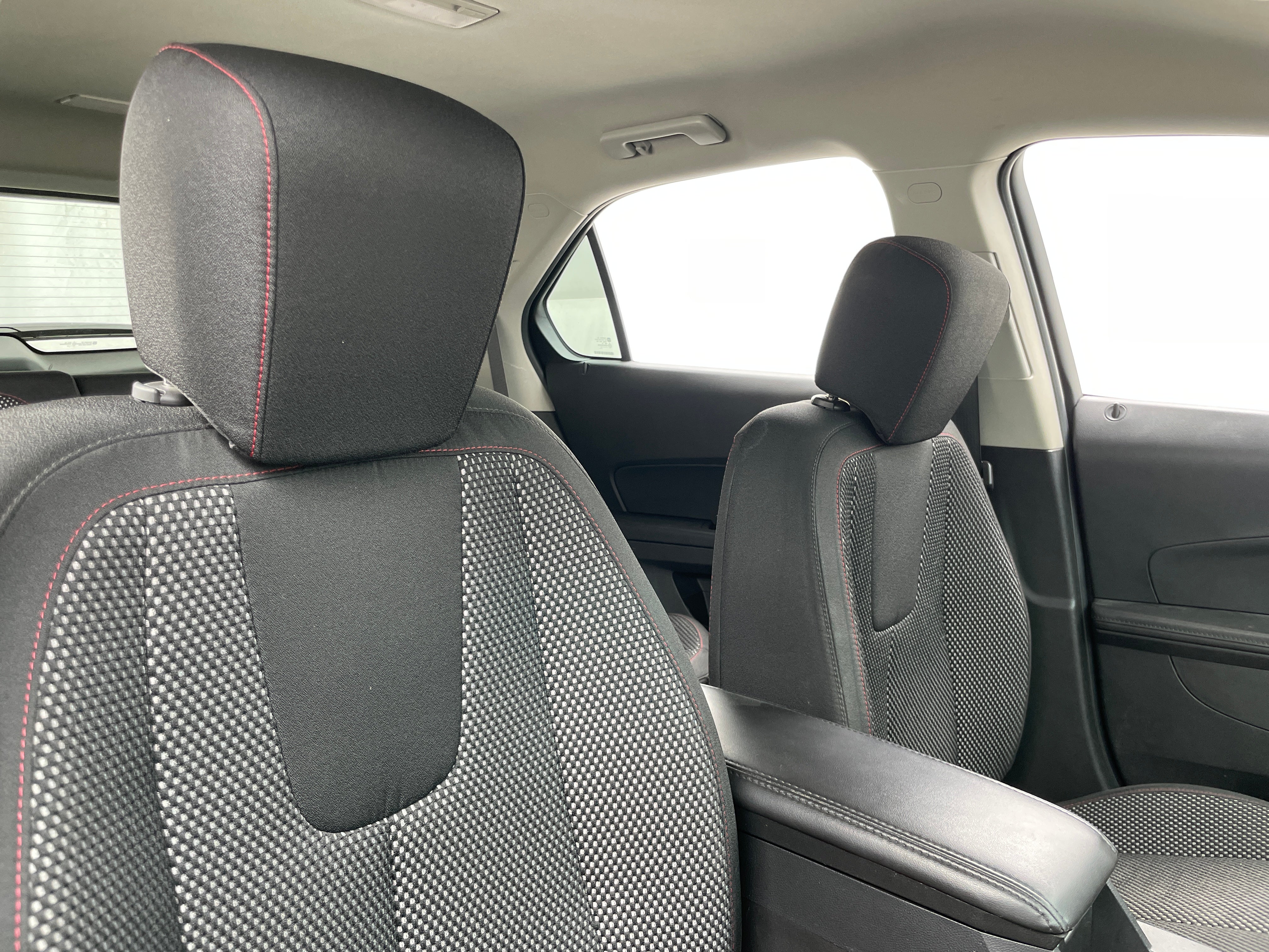 2016 Chevrolet Equinox LT 2
