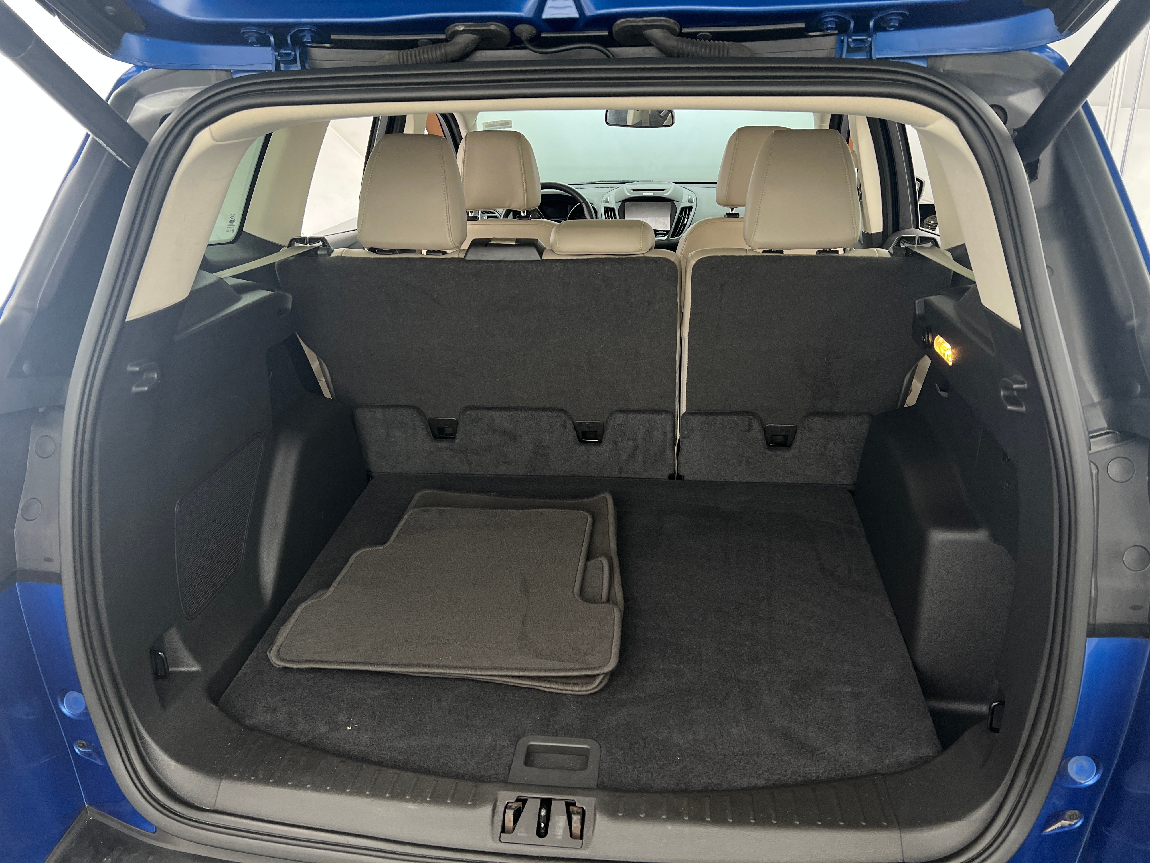 2017 Ford Escape Titanium 6