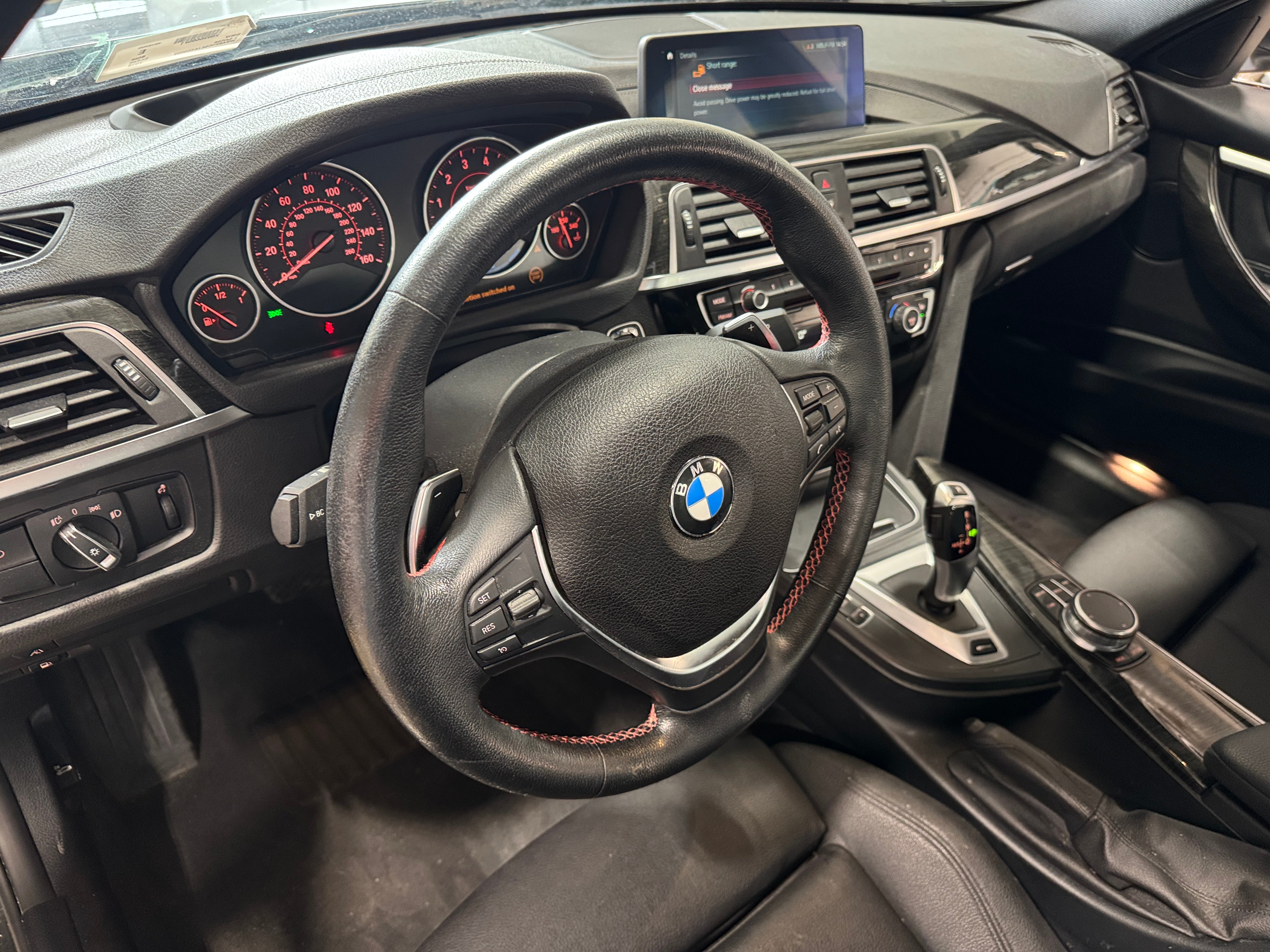 2018 BMW 3 Series 330e iPerformance 2