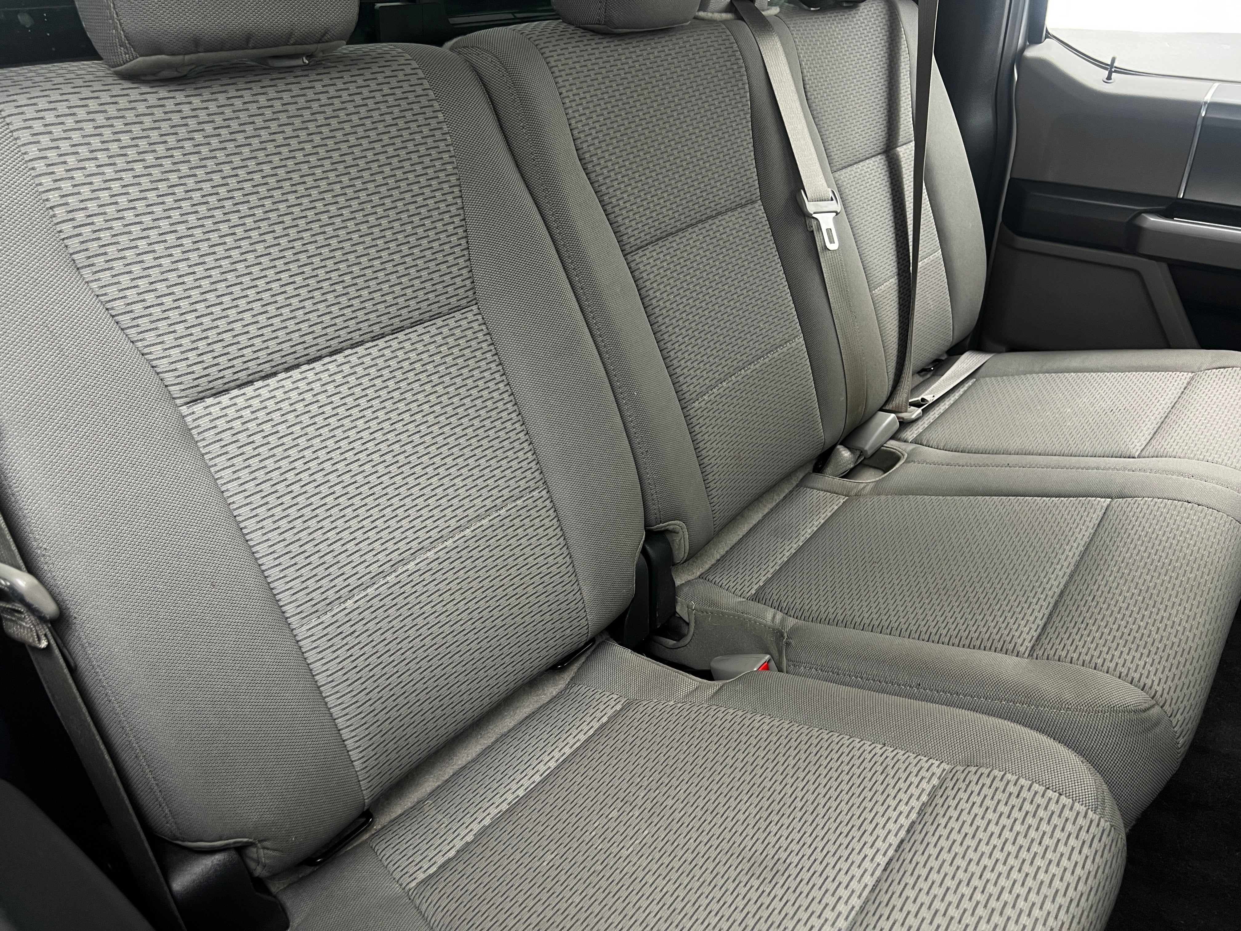2017 Ford Econoline E-150 6