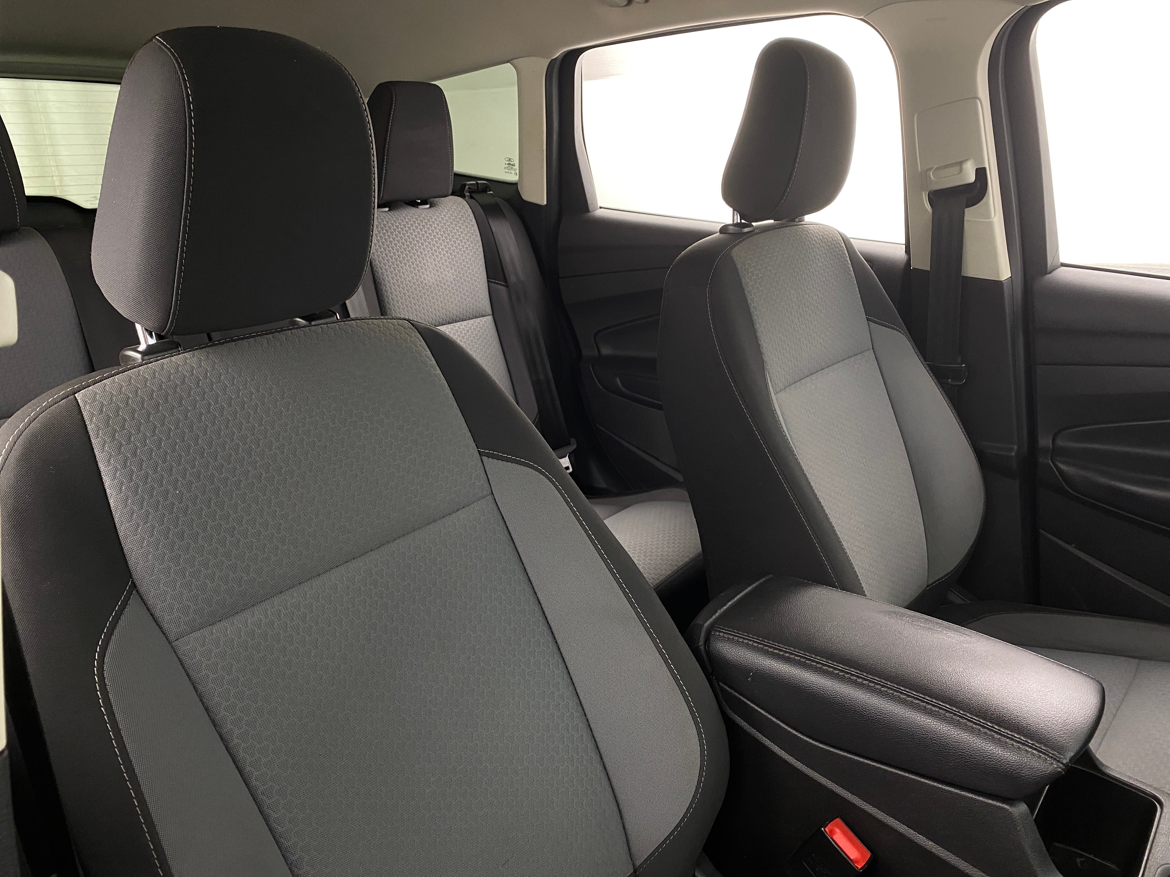 2018 Ford Escape SE 2
