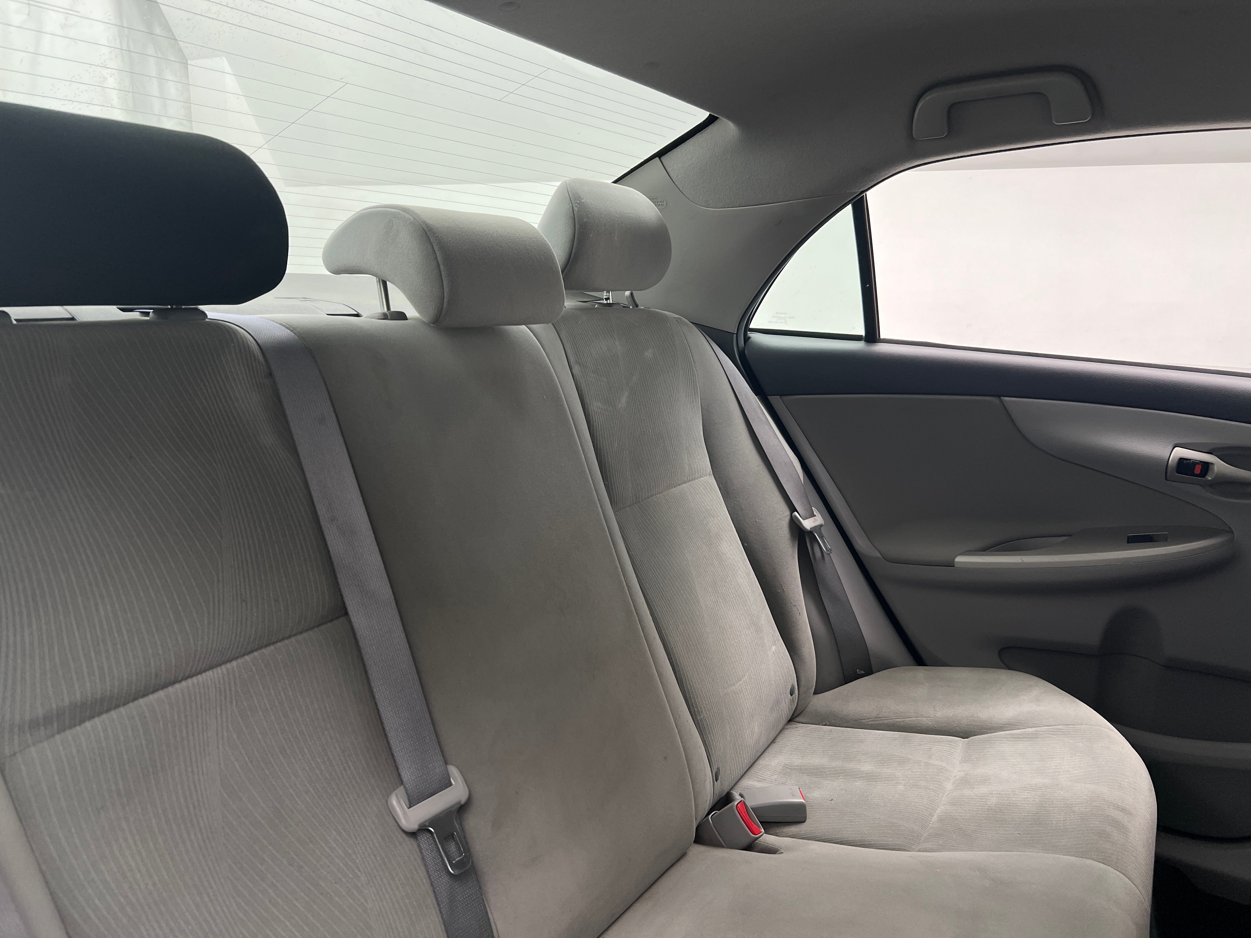 2011 Toyota Corolla LE 6