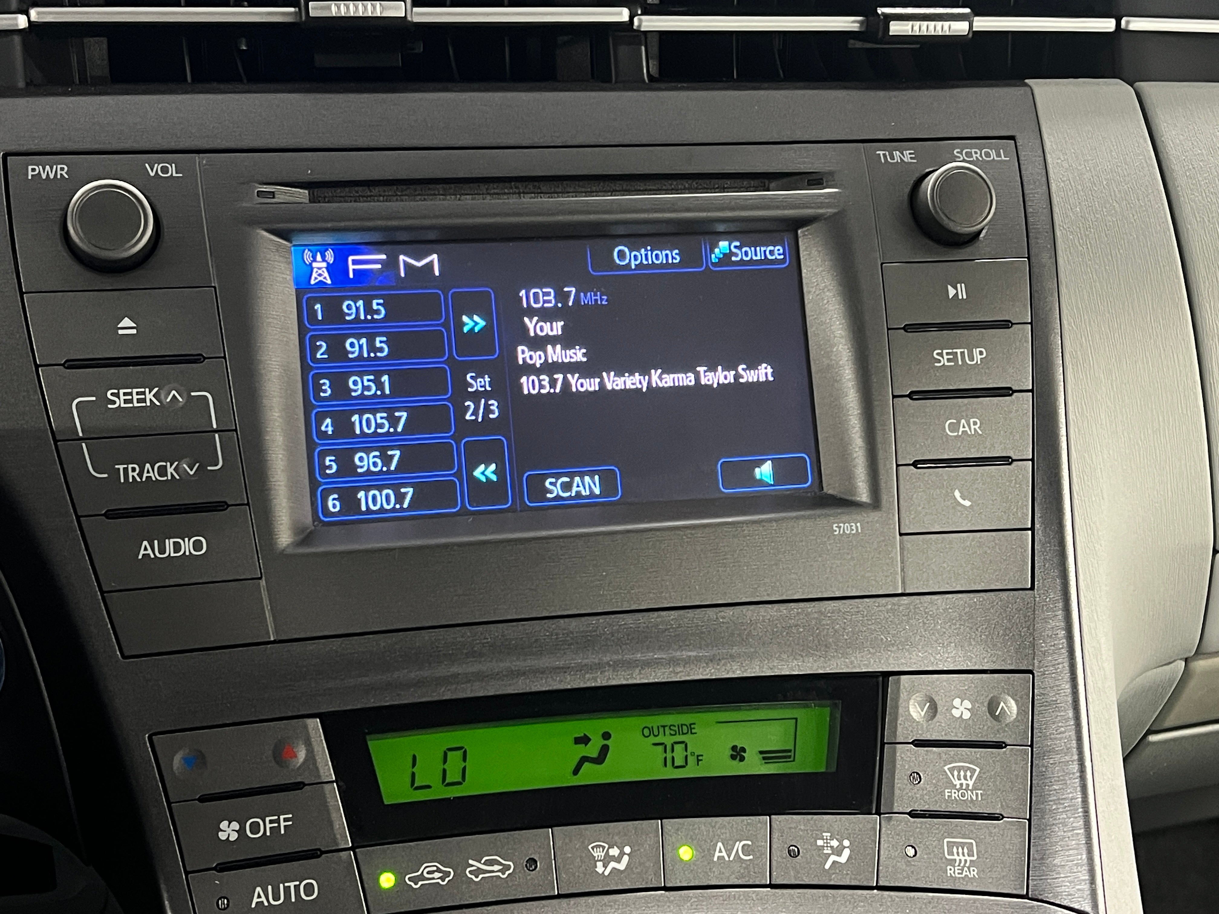 2013 Toyota Prius Two 4