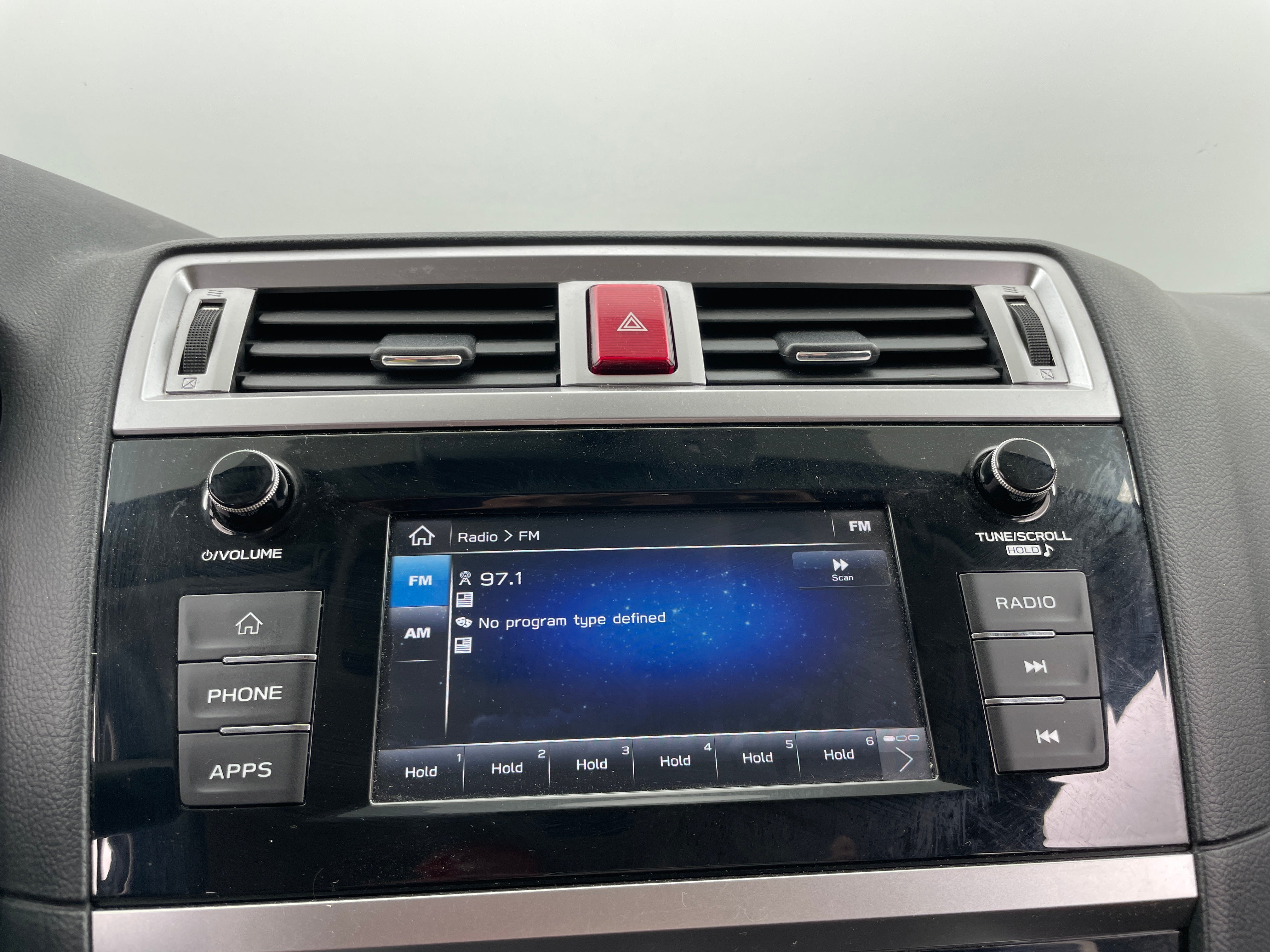 2018 Subaru Outback 2.5i 4