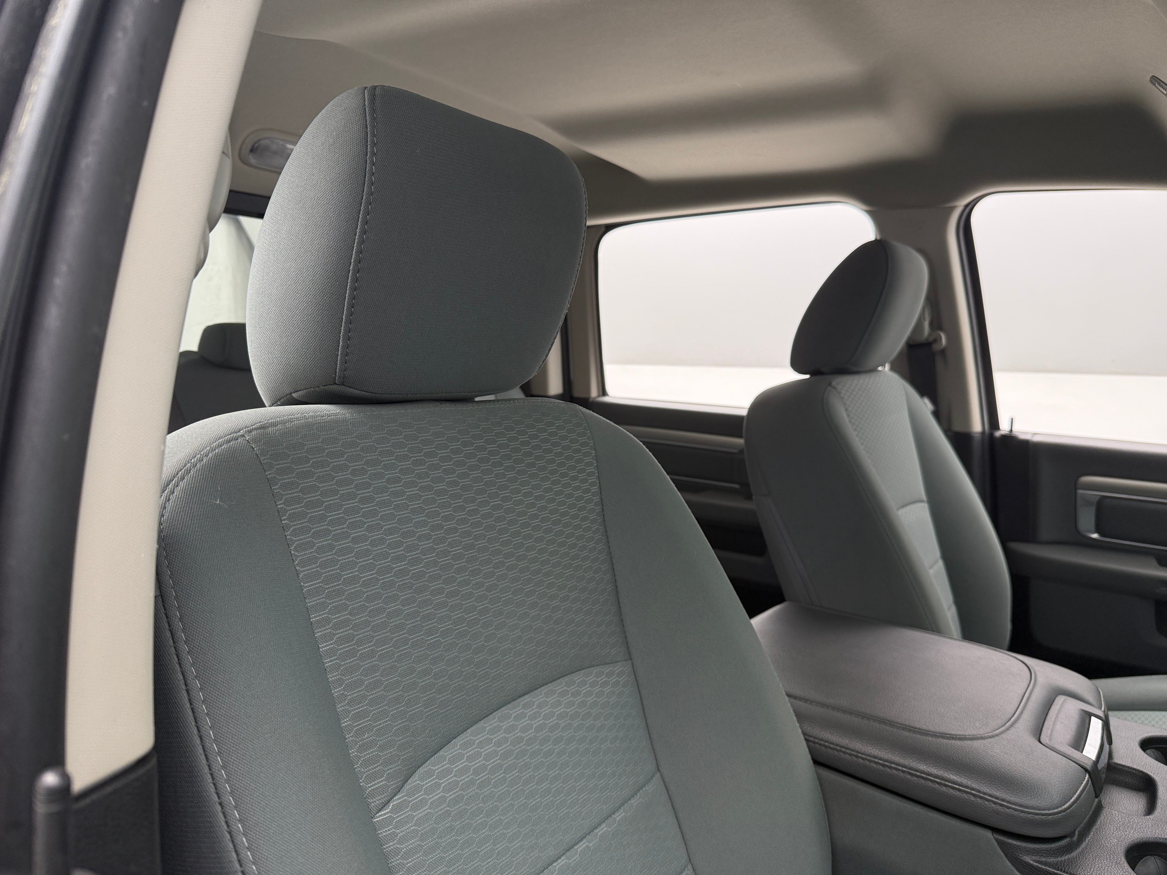 2019 RAM 1500 Classic SLT 2