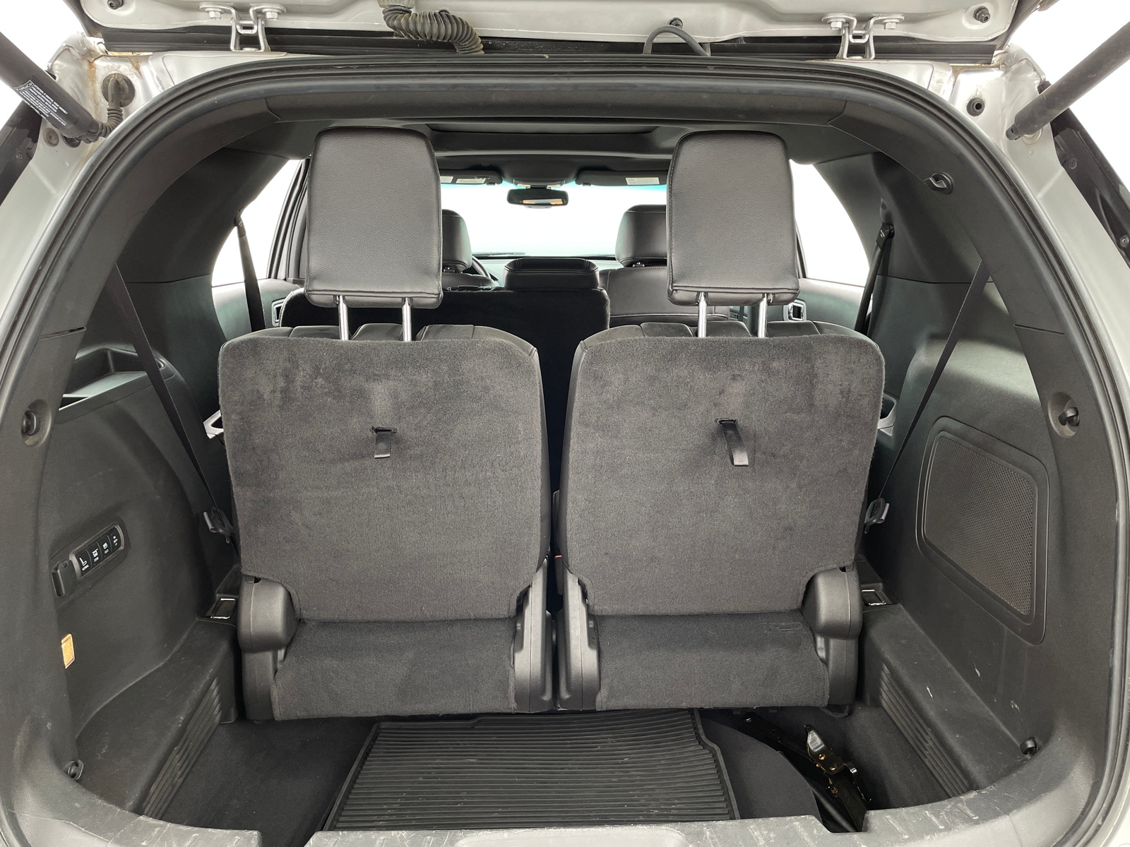 Thumbnail: 2015 Ford Explorer - 6