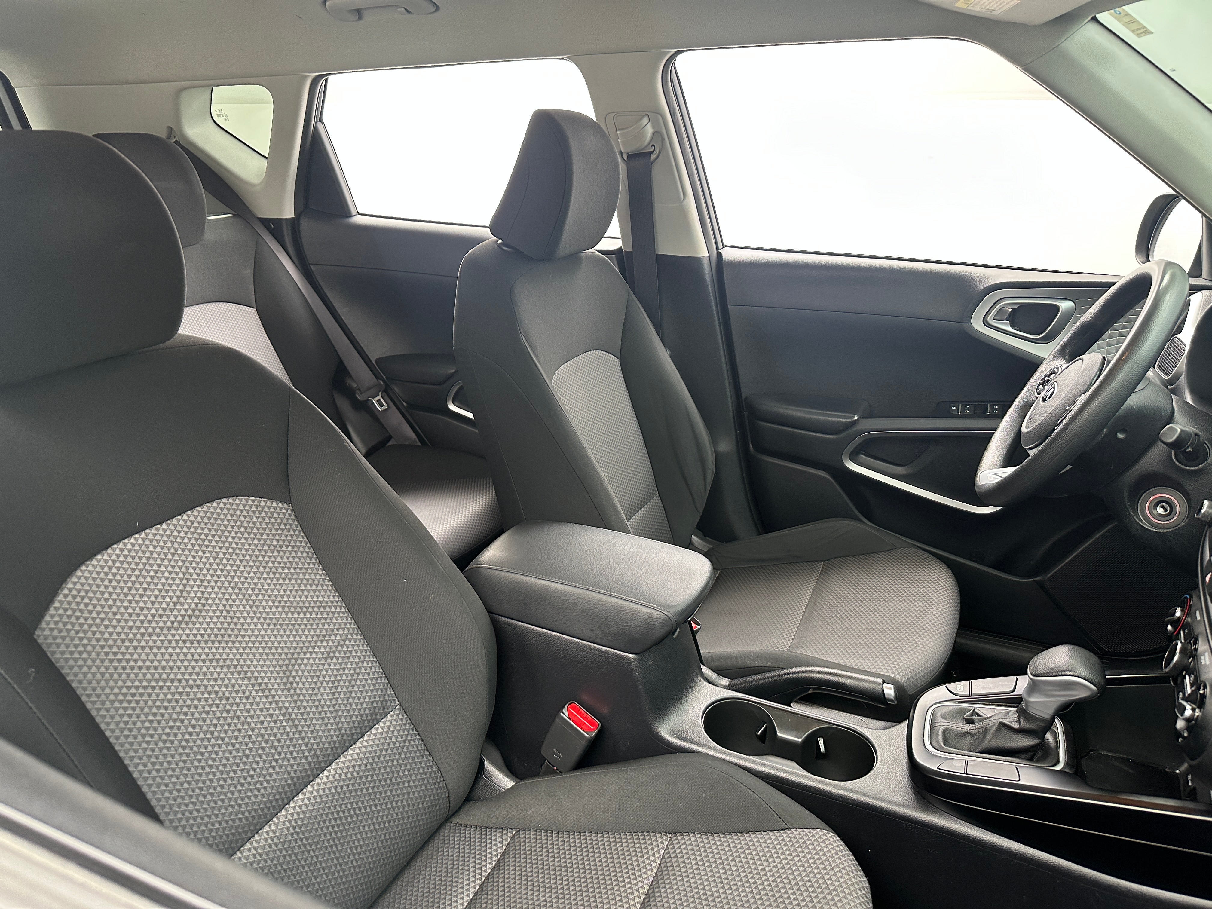 2020 Kia Soul LX 2
