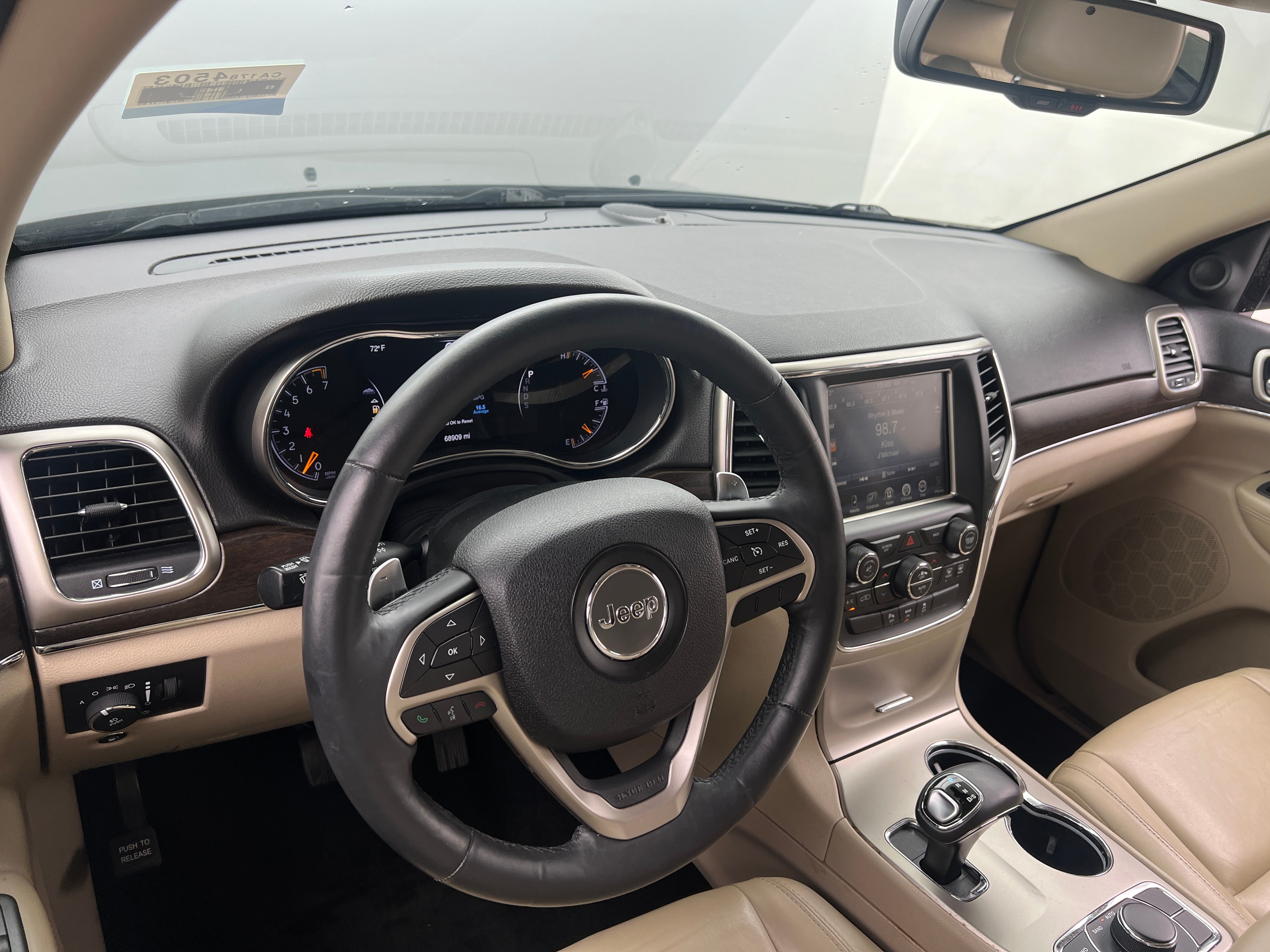 2014 Jeep Grand Cherokee Limited Edition 2