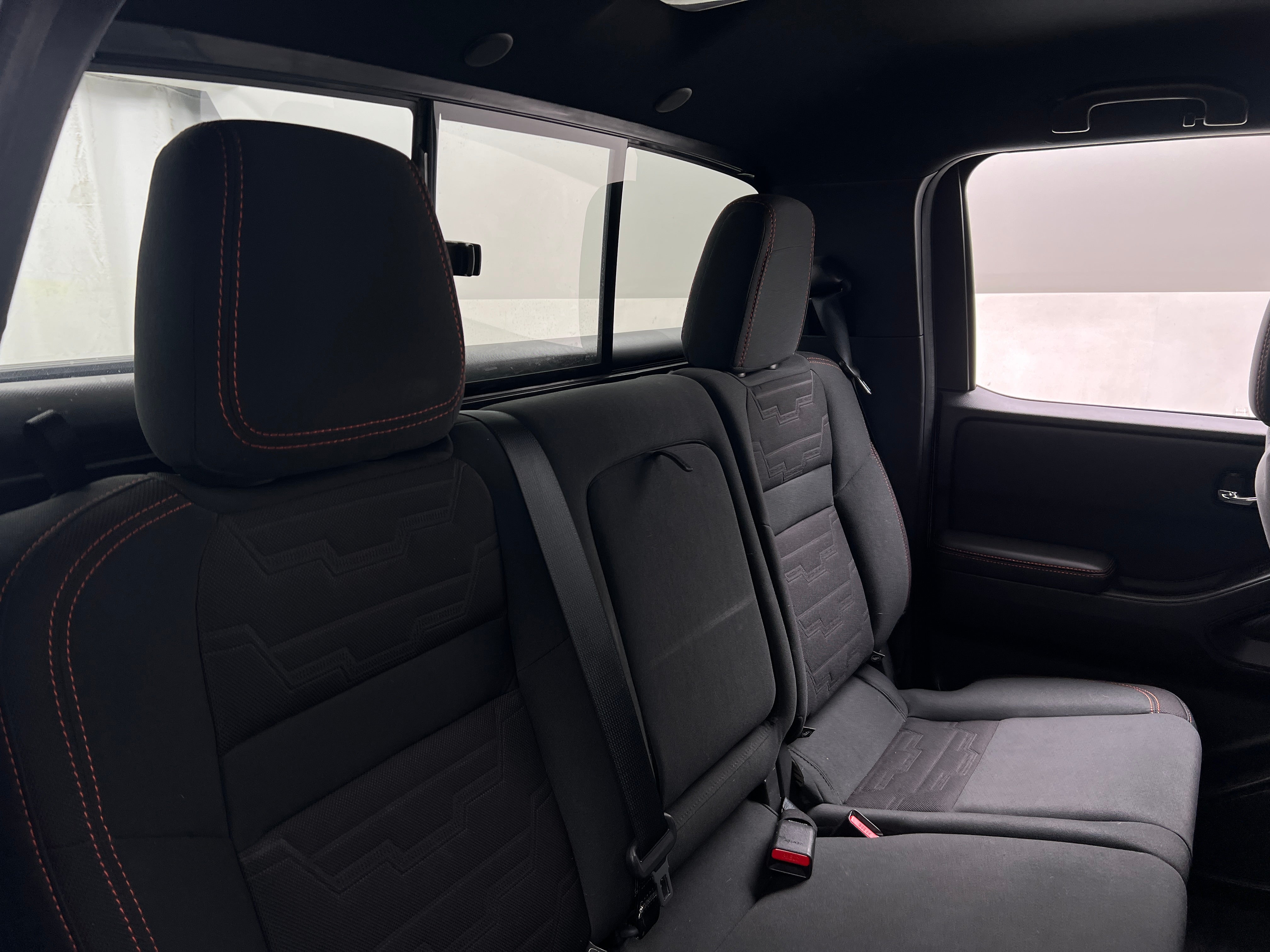 2022 Nissan Frontier PRO-4X 6