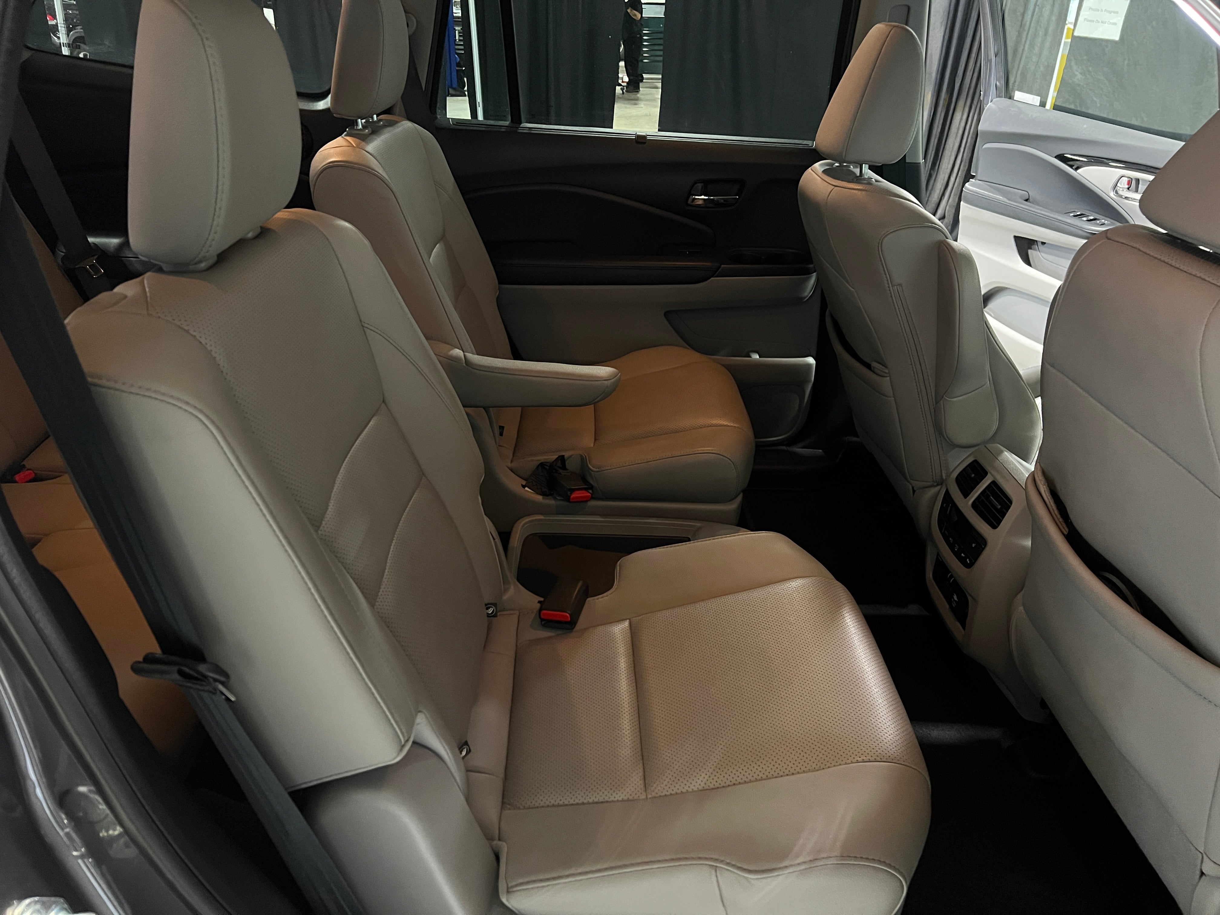 2019 Honda Pilot Elite 5