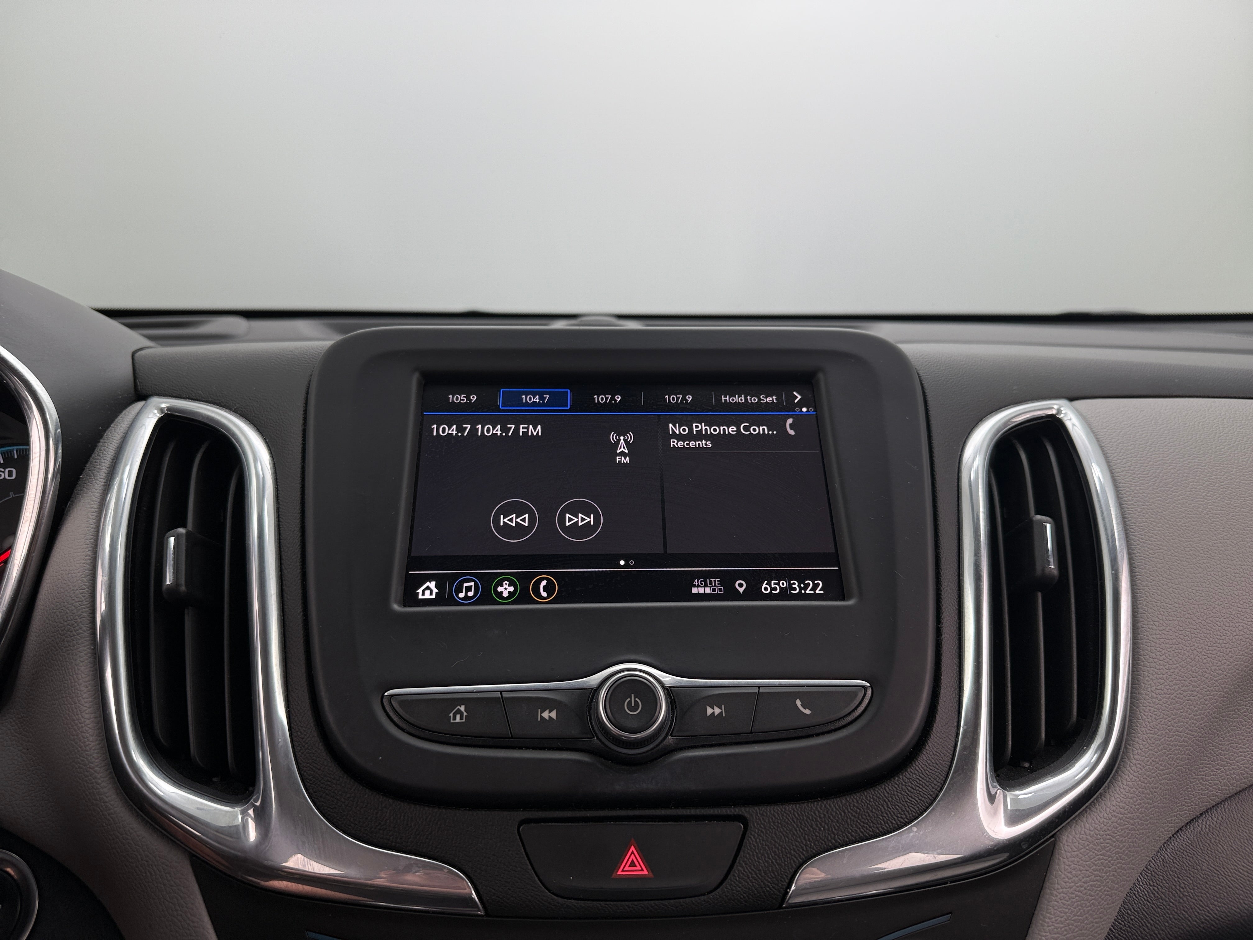 2020 Chevrolet Equinox LS 4