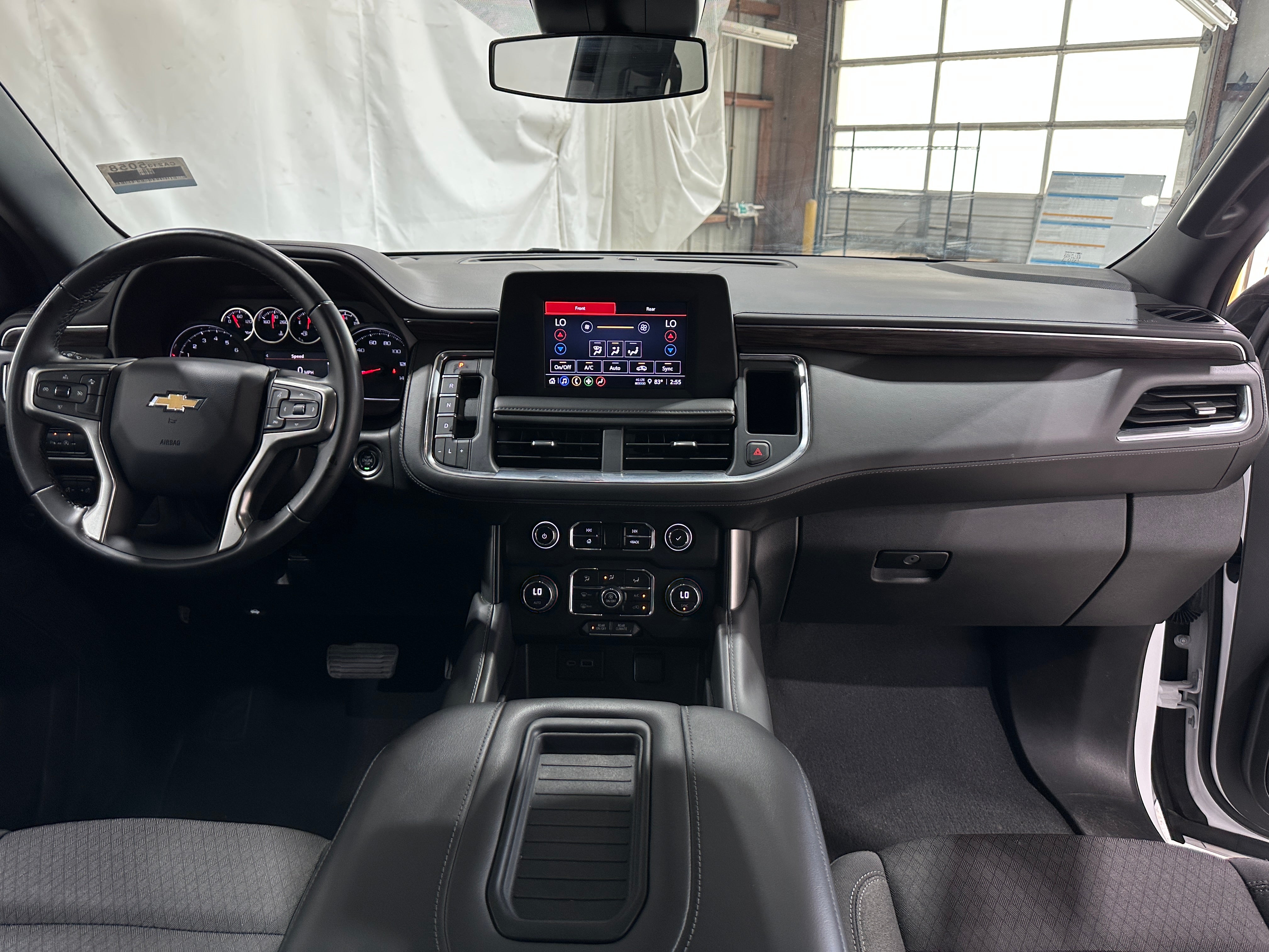2023 Chevrolet Suburban LS 3