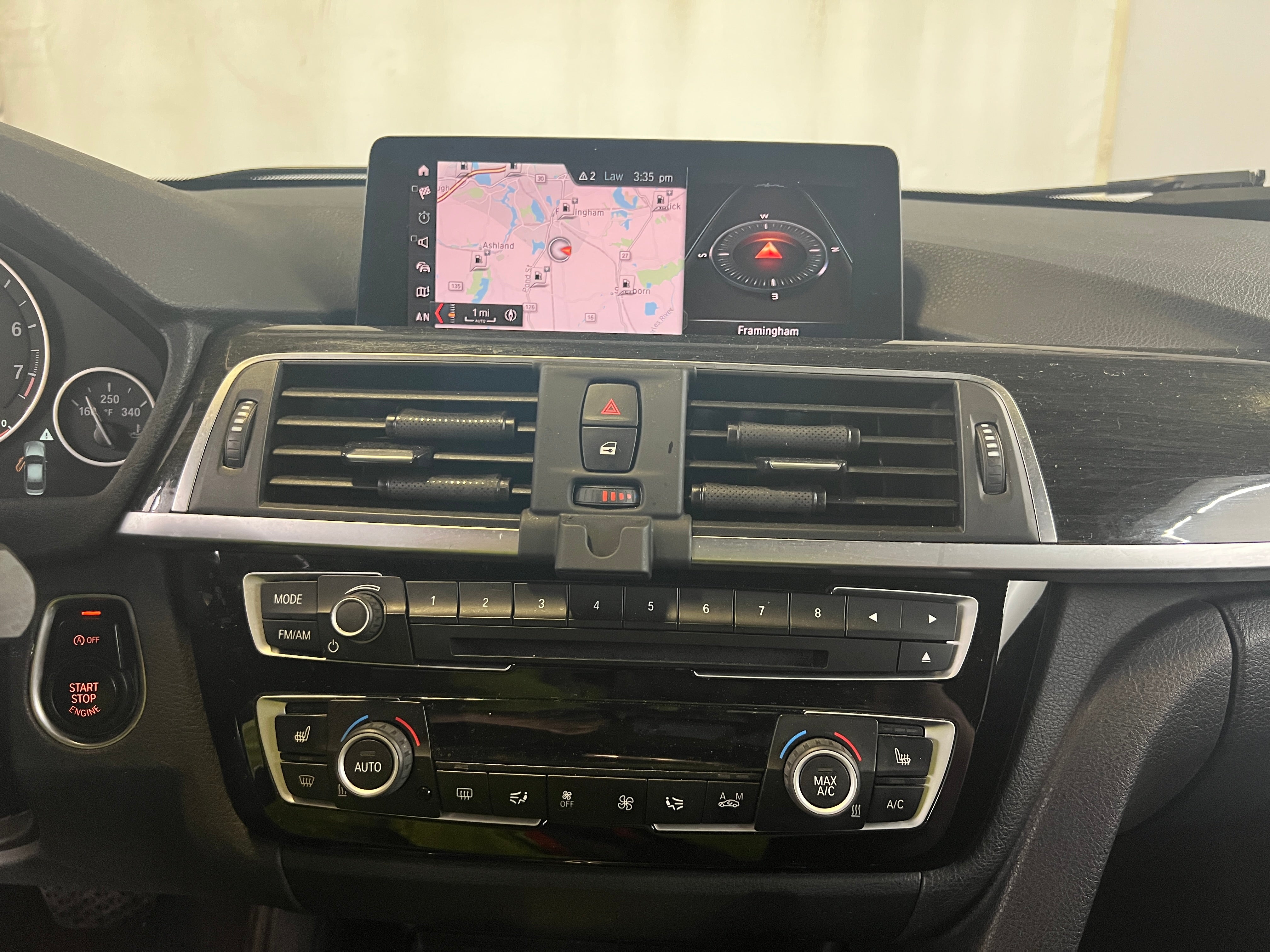 2018 BMW 3 Series 320i xDrive 3