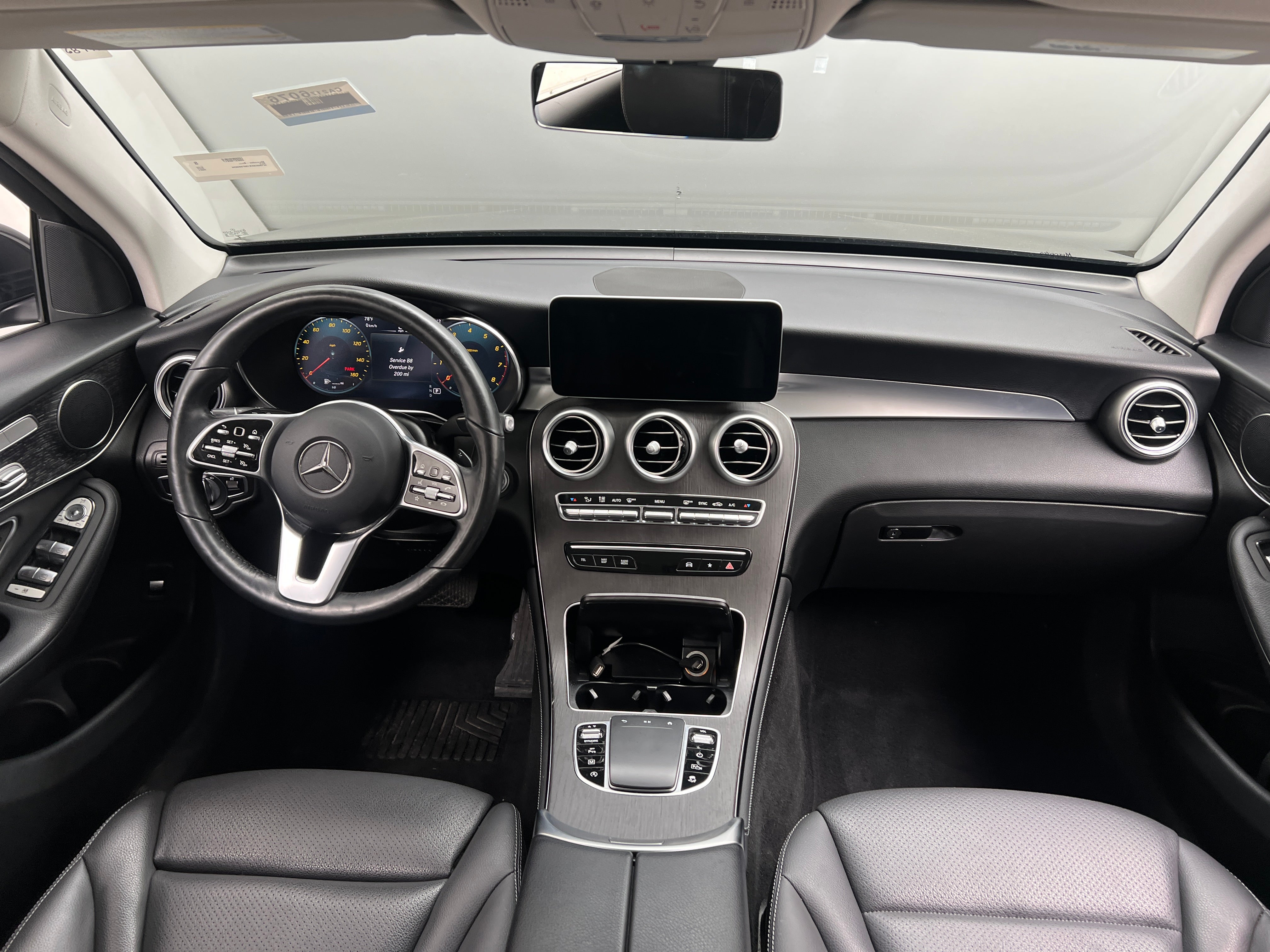 2021 Mercedes-Benz GLC 300 2