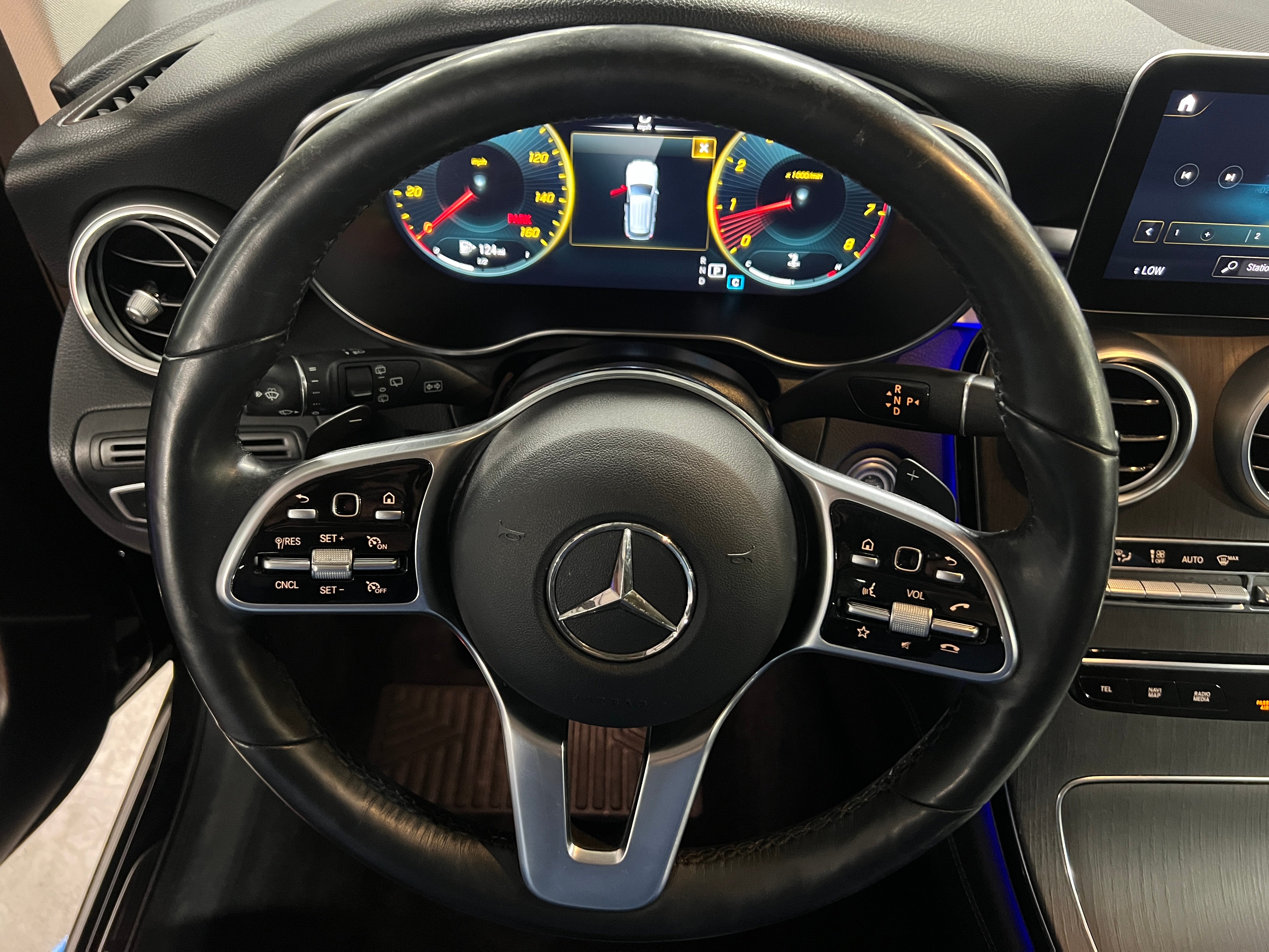 2021 Mercedes-Benz GLC 300 4