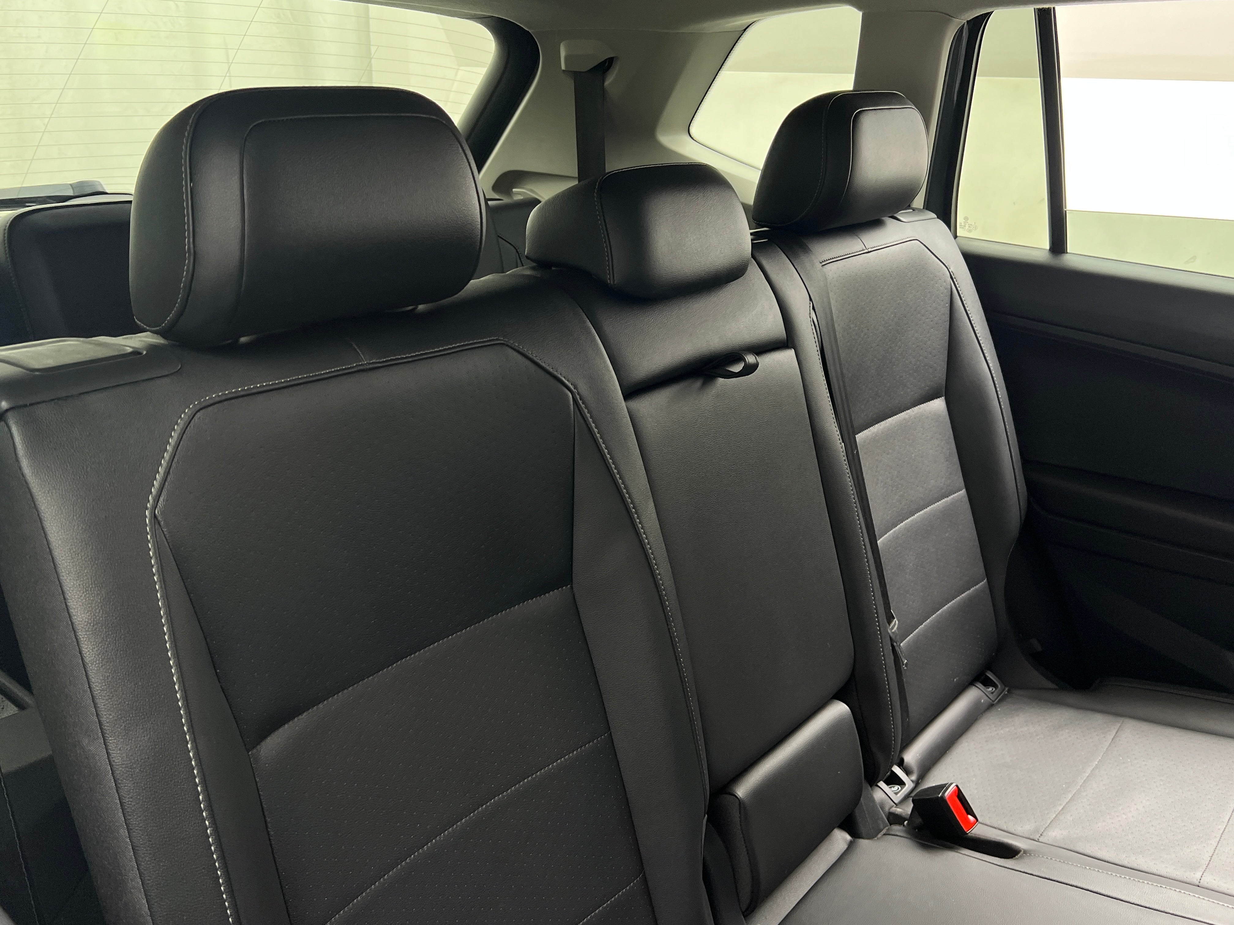 2018 Volkswagen Tiguan SEL 5