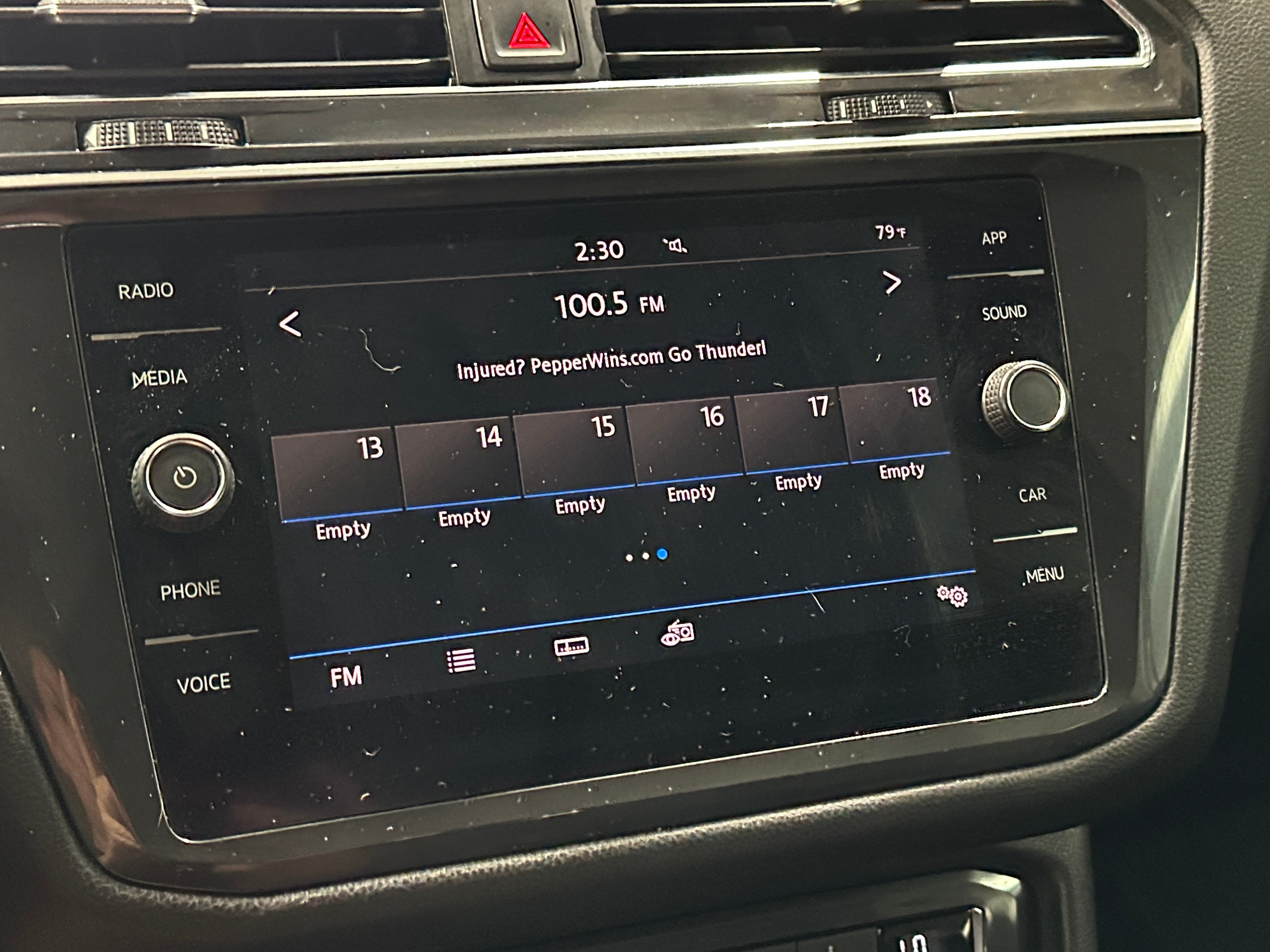2018 Volkswagen Tiguan SEL 3