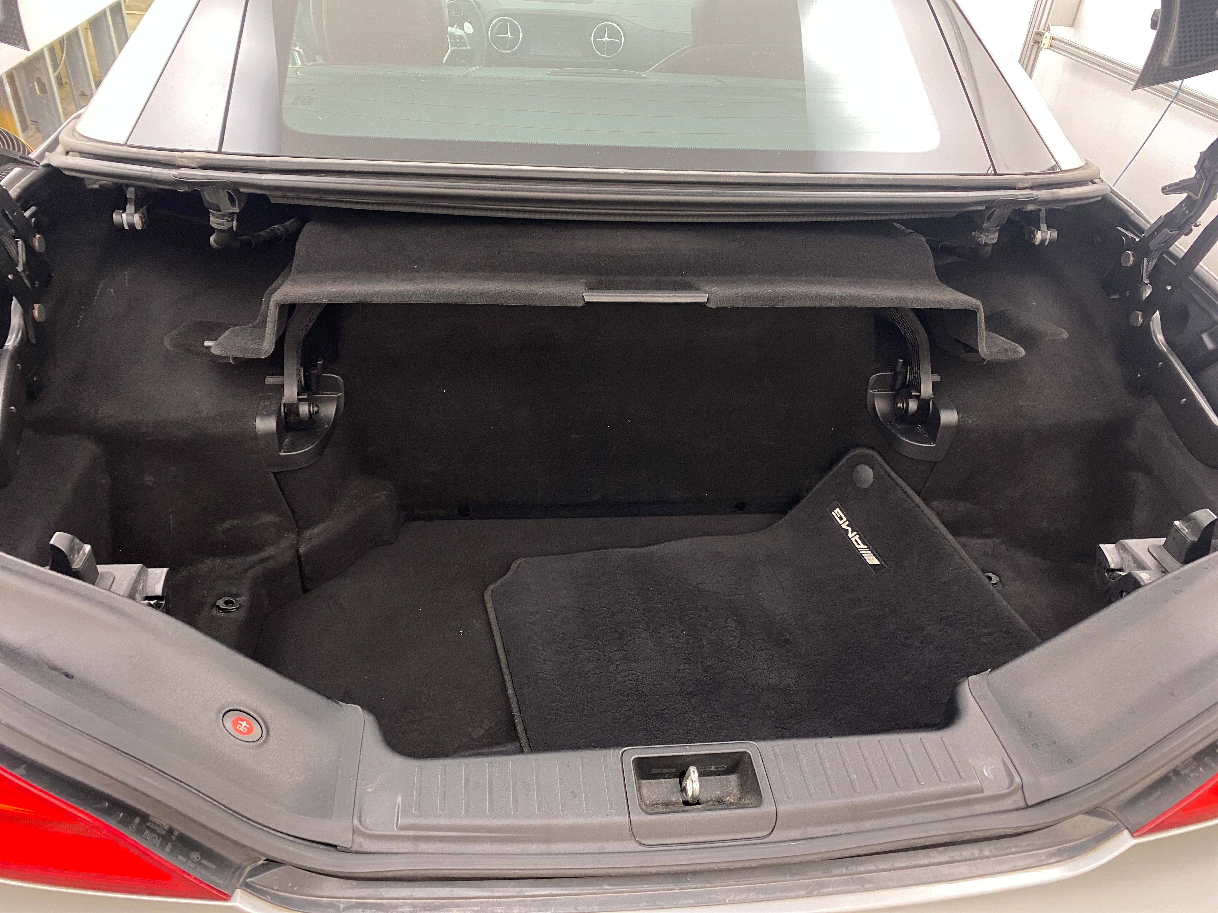 2014 Mercedes-Benz SL-Class AMG SL 63 5