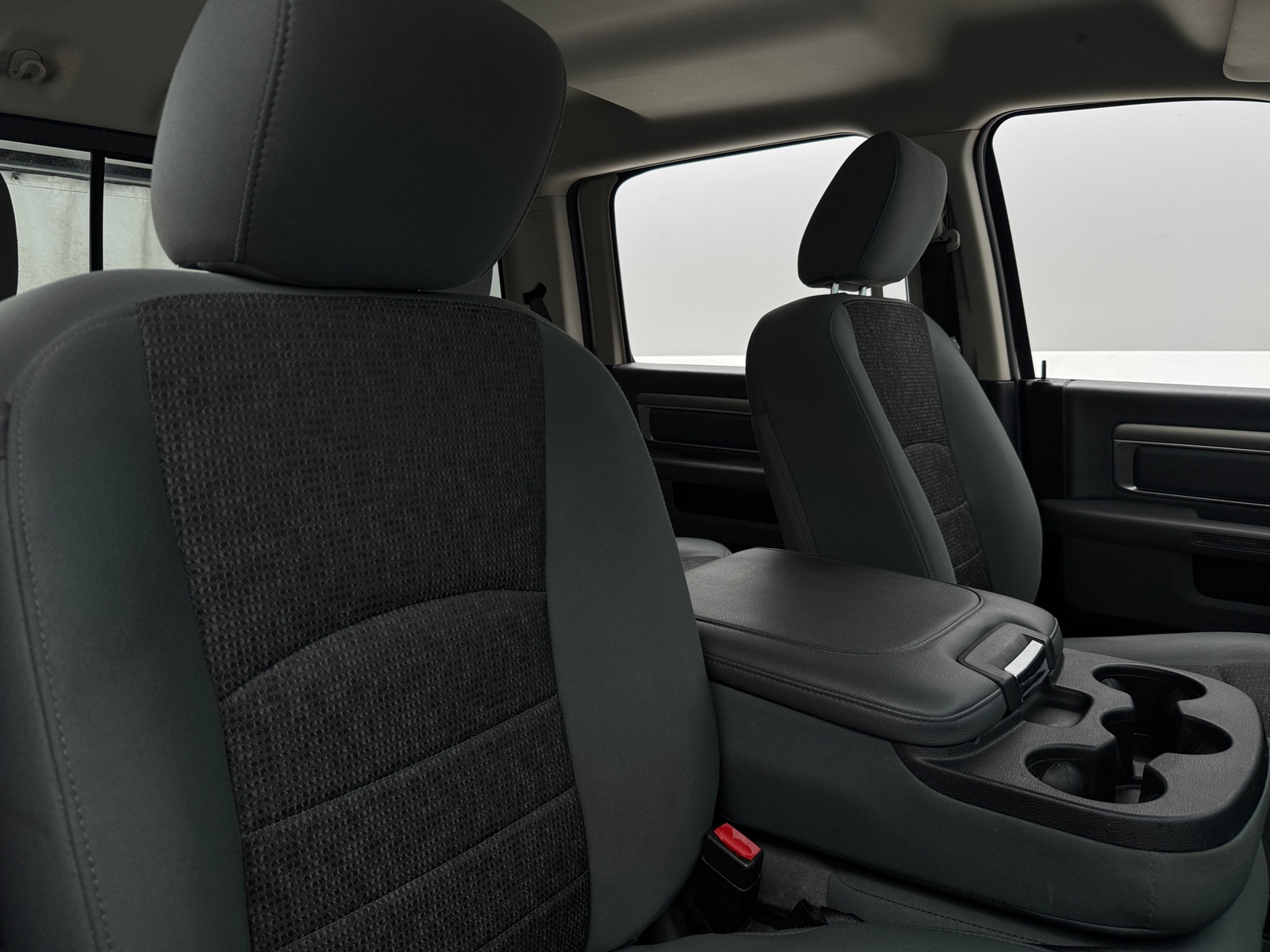 Thumbnail: 2019 RAM 1500 Classic - 2
