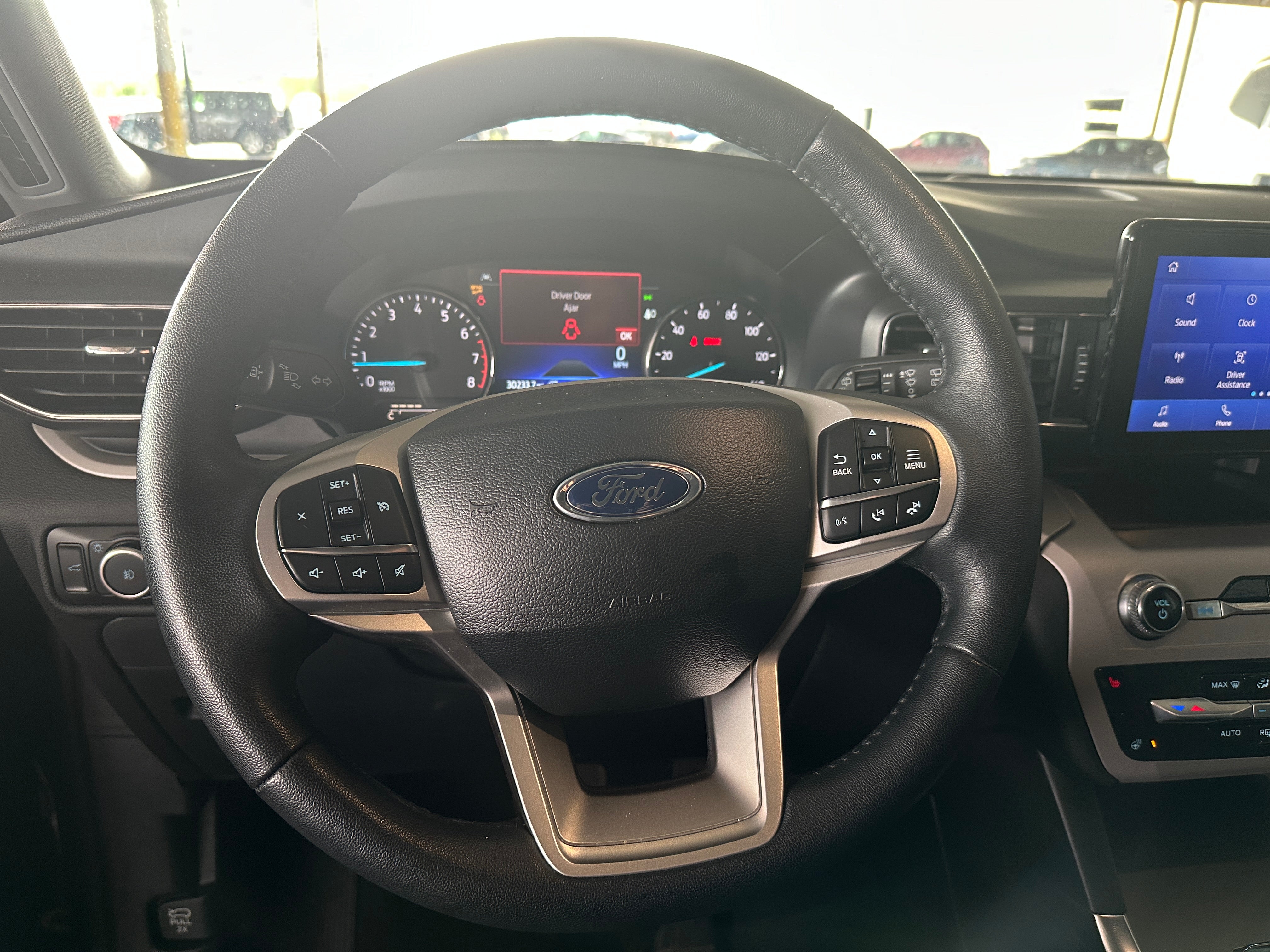 2024 Ford Explorer XLT 5