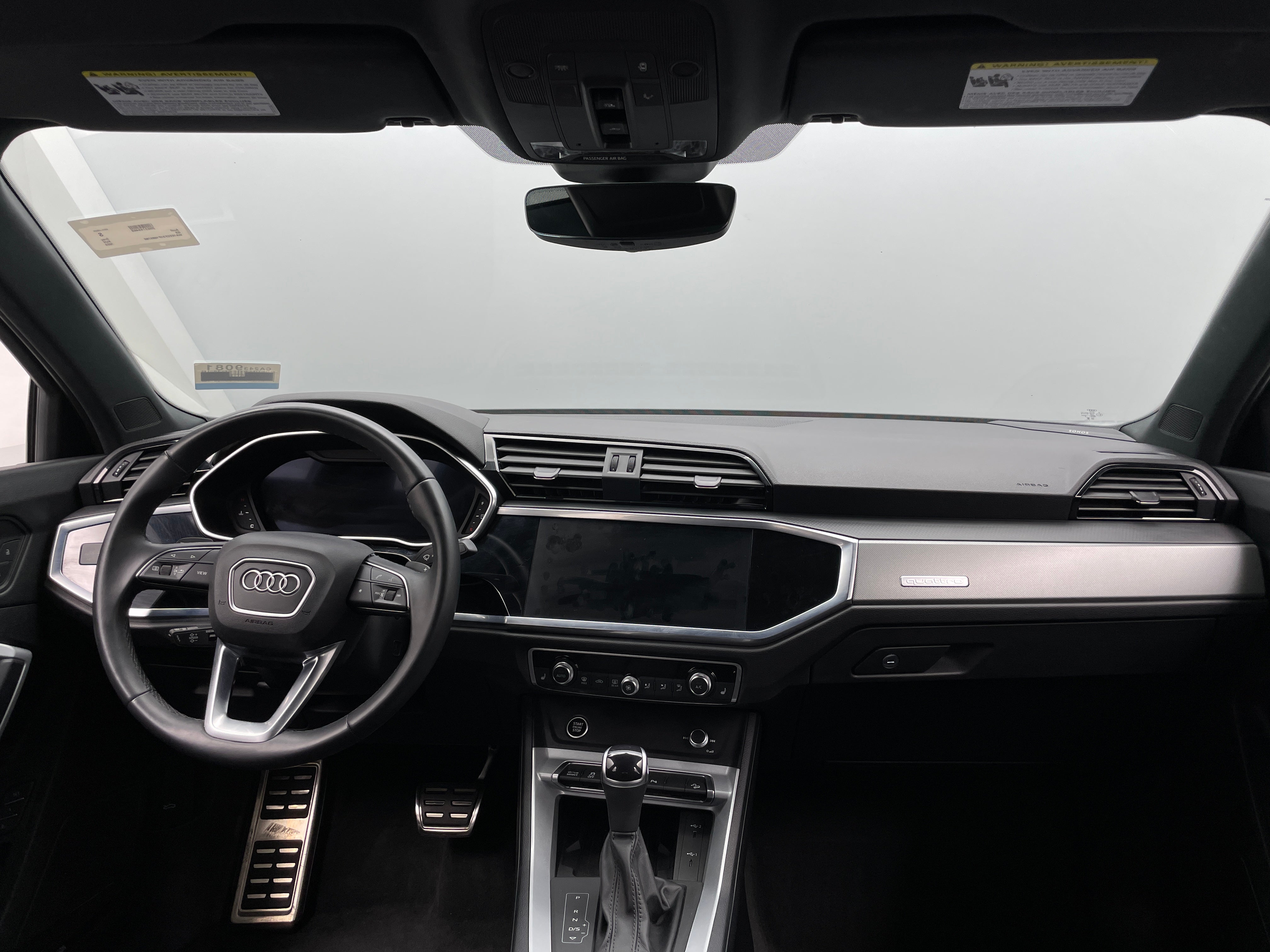 Thumbnail: 2023 Audi Q3 - 2