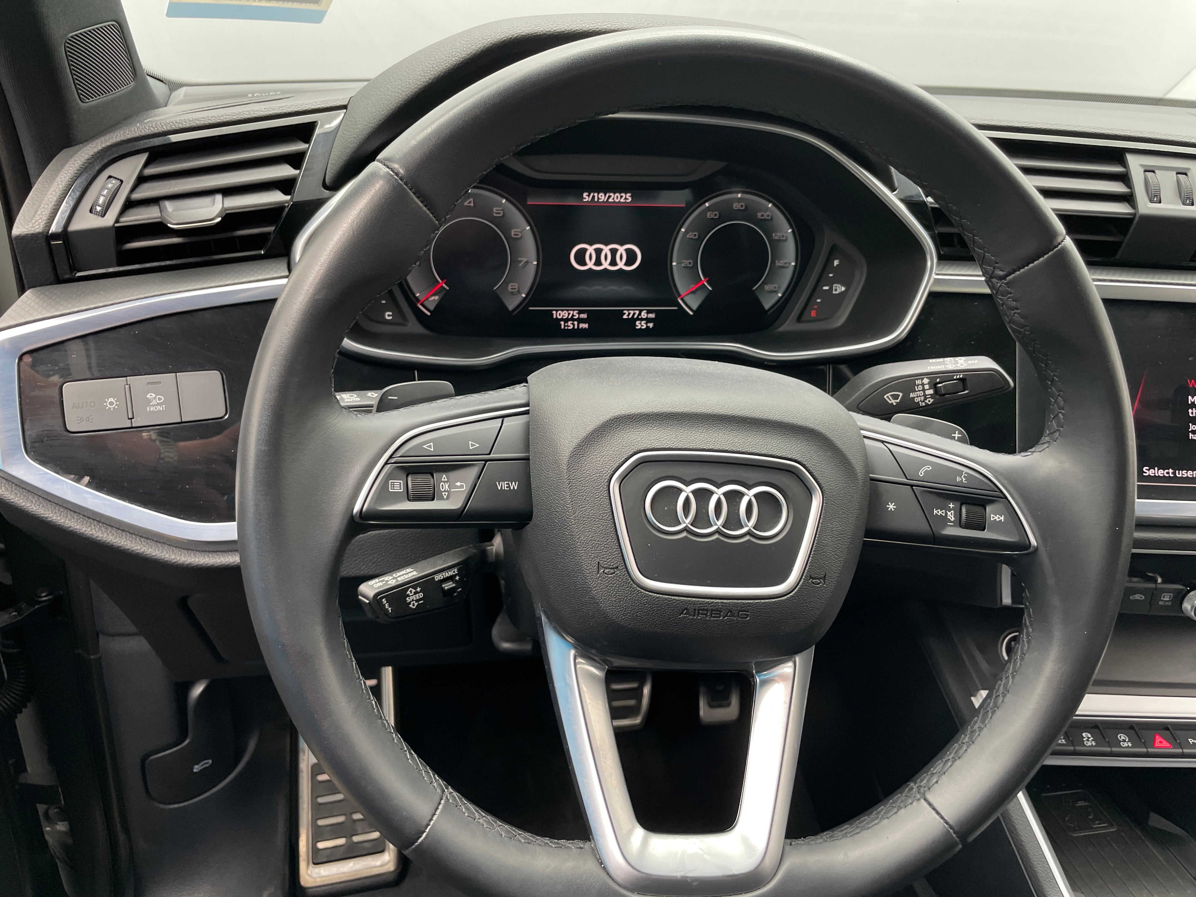 Thumbnail: 2023 Audi Q3 - 4