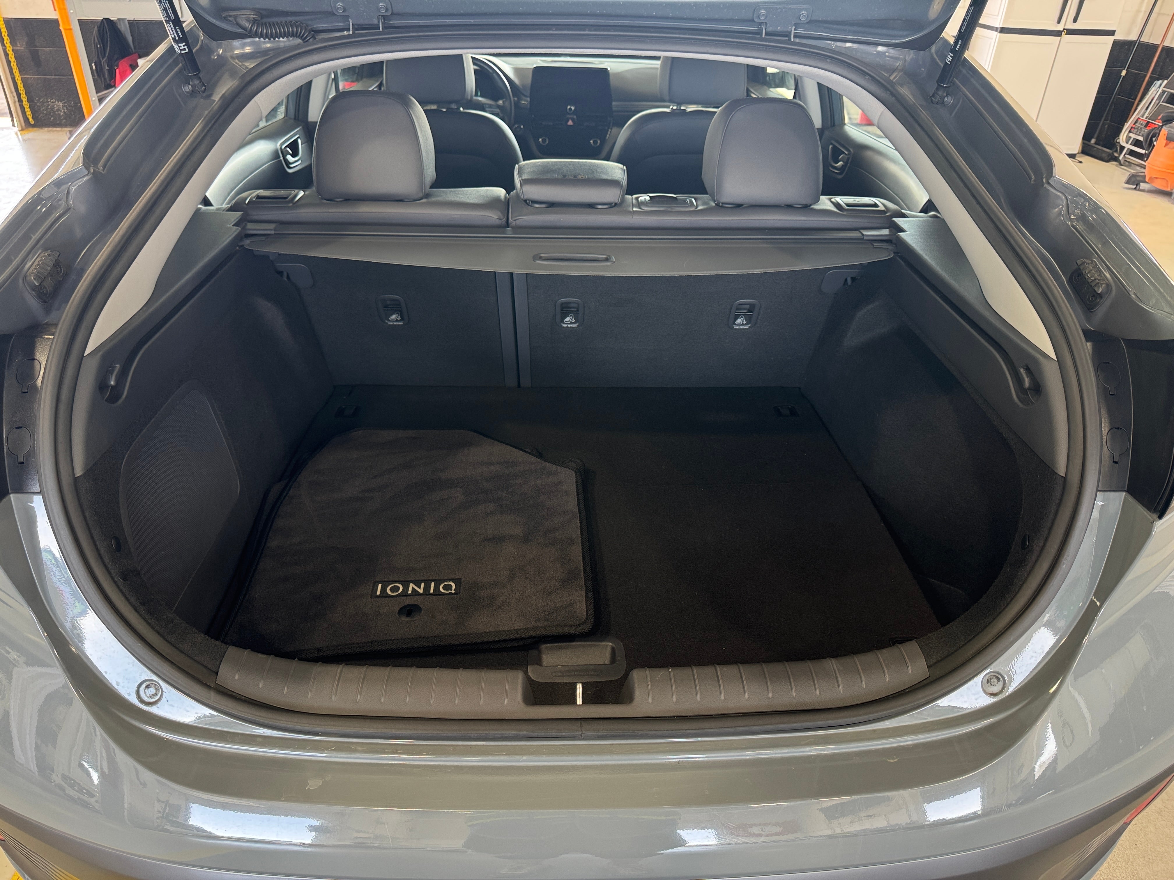 2020 Hyundai Ioniq Limited 6