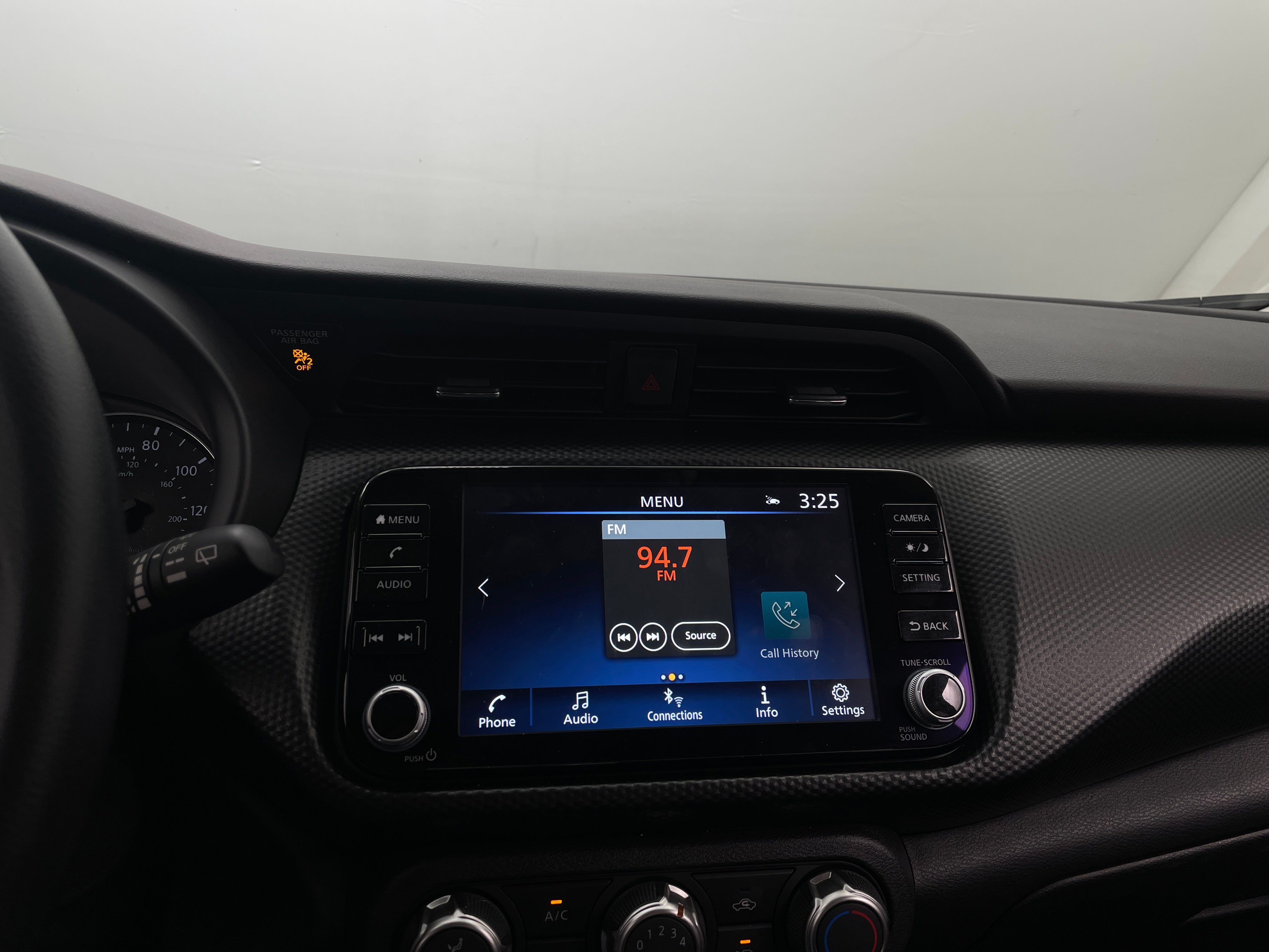 2024 Nissan Kicks SV 4