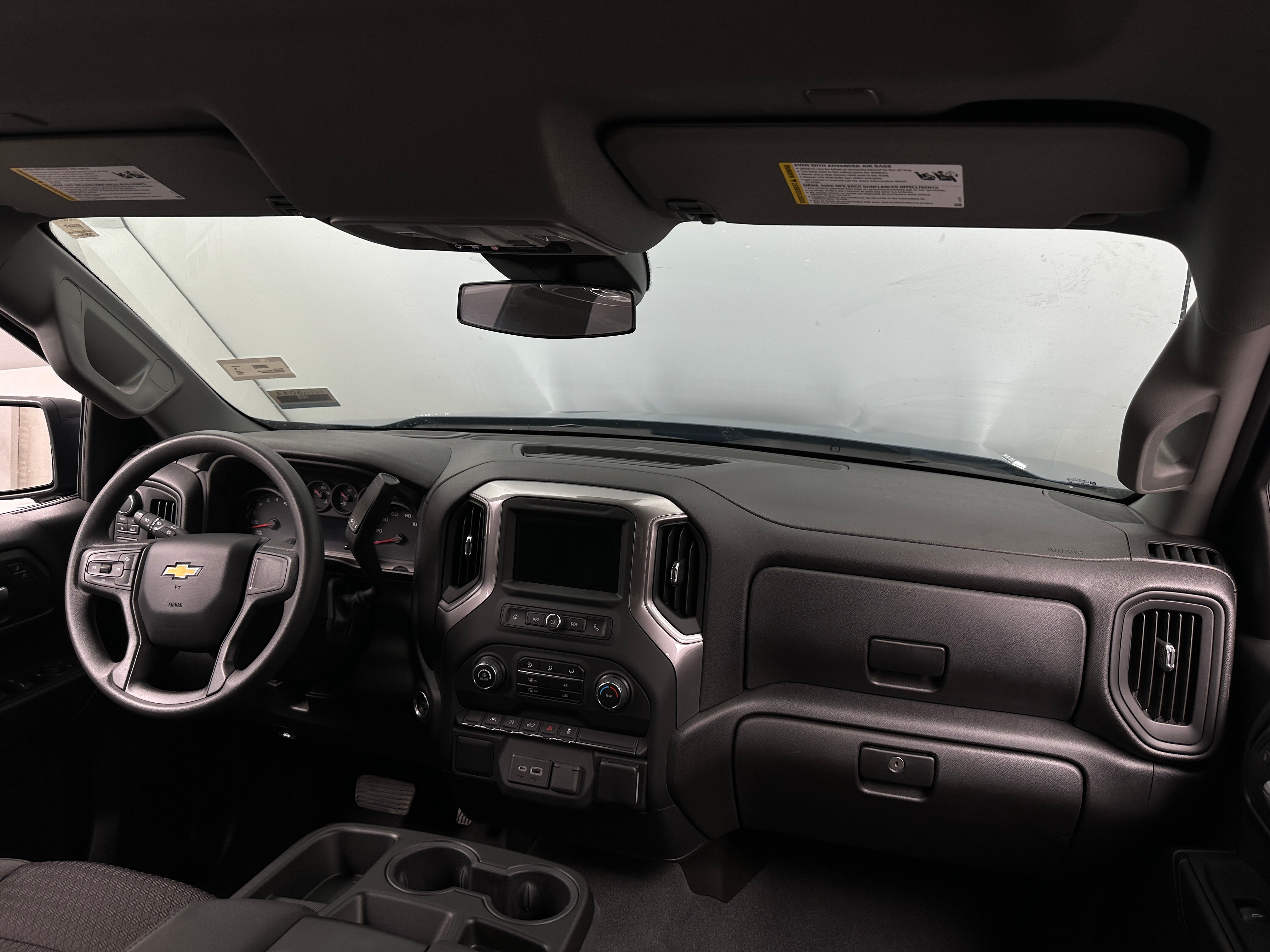 2024 Chevrolet Silverado 1500 Custom 3